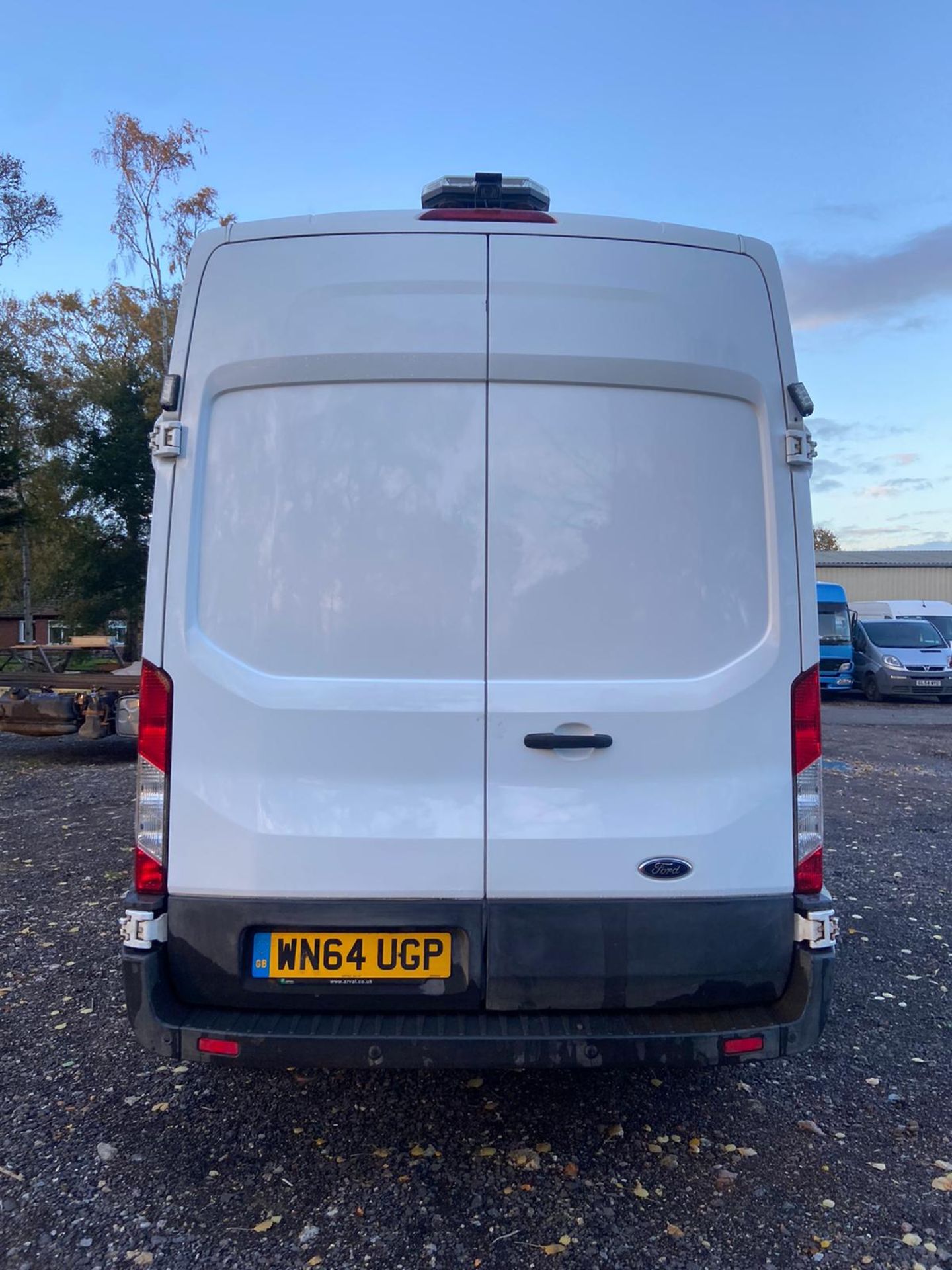 2014/64 REG FORD TRANSIT 350 TREND 2.2 DIESEL WHITE PANEL VAN, SHOWING 0 FORMER KEEPERS *PLUS VAT* - Image 5 of 12