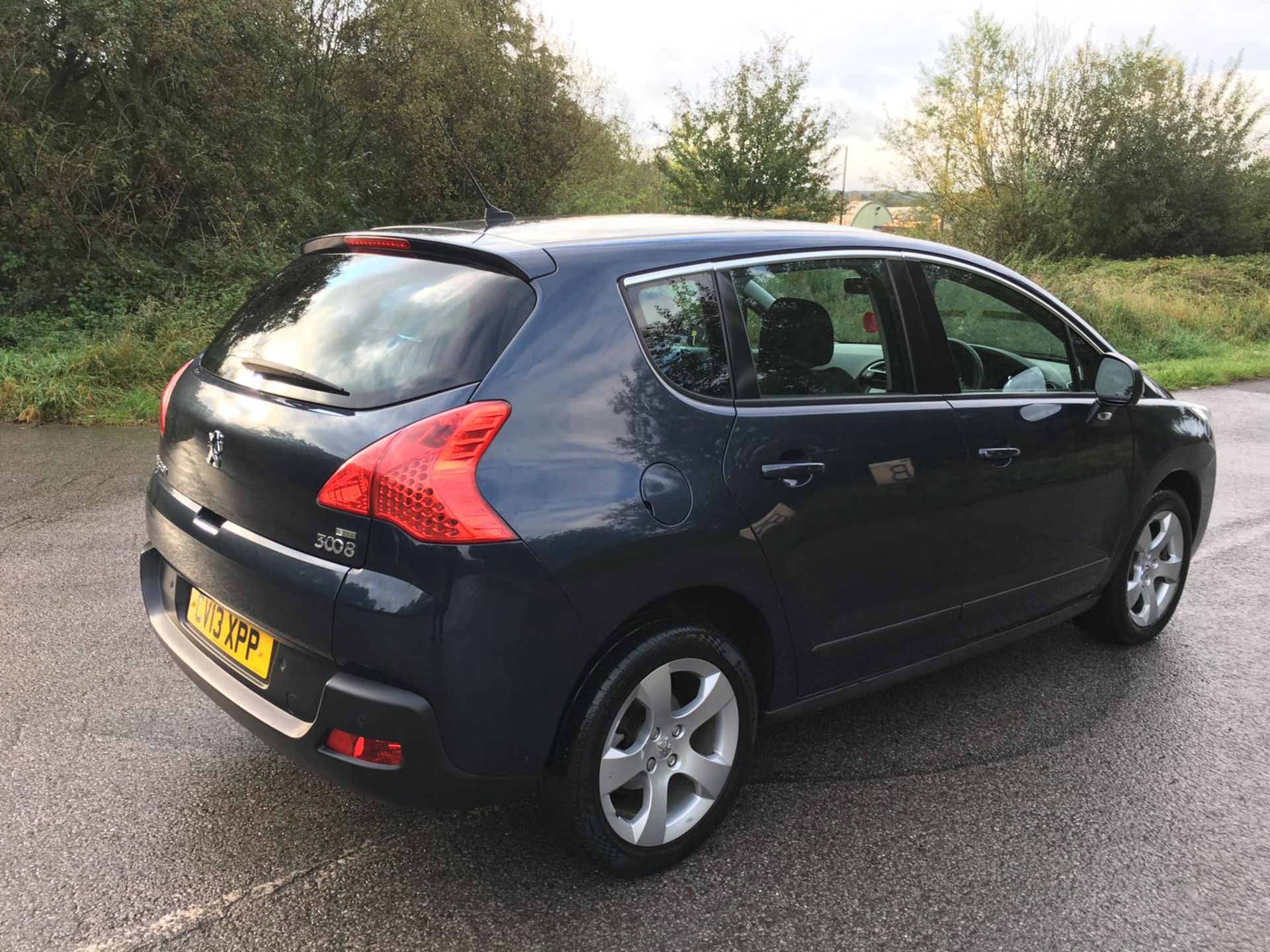 2013/13 REG PEUGEOT 3008 ACTIVE E-HDI S-A 1.6 DIESEL BLUE 5 DOOR, SHOWING 3 FORMER KEEPERS *NO VAT* - Image 4 of 13