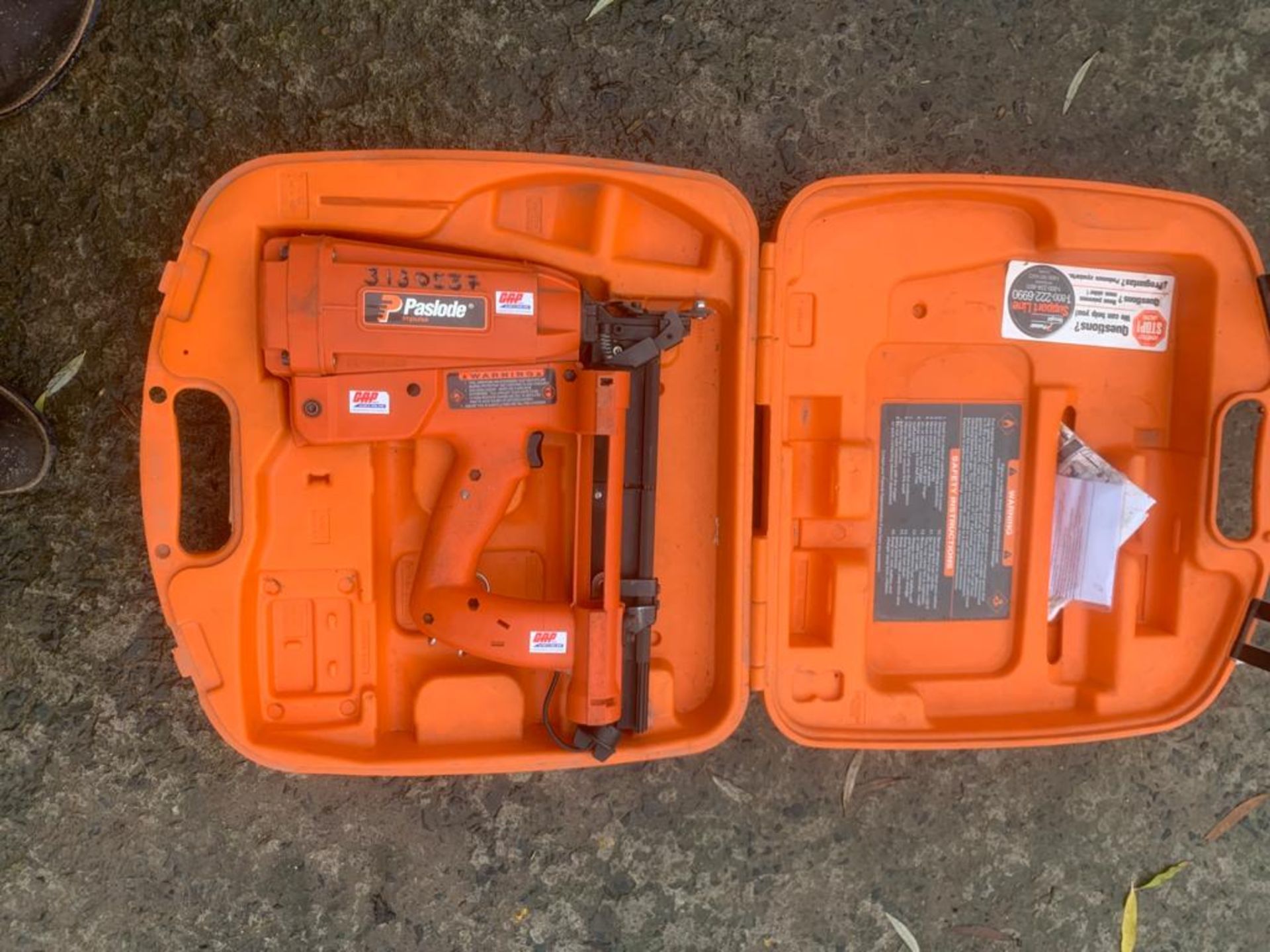 PASLODE FINISHING NAIL GUN UNTESTED, UK NATIONWIDE DELIVERY £10 *PLUS VAT*