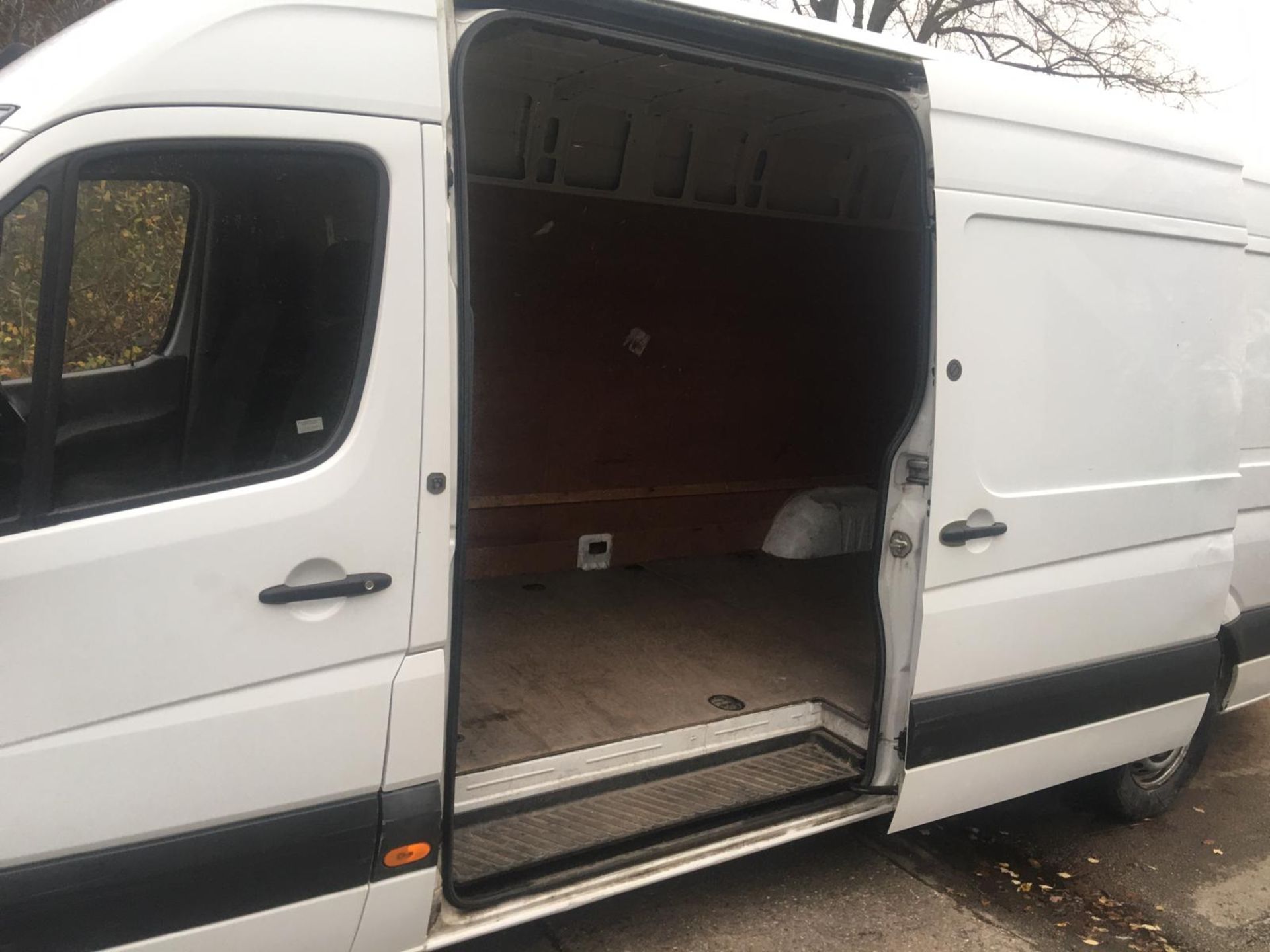 2016/16 REG MERCEDES-BENZ SPRINTER 310 CDI 2.2 DIESEL WHITE PANEL VAN, SHOWING 0 FORMER KEEPERS - Image 5 of 25