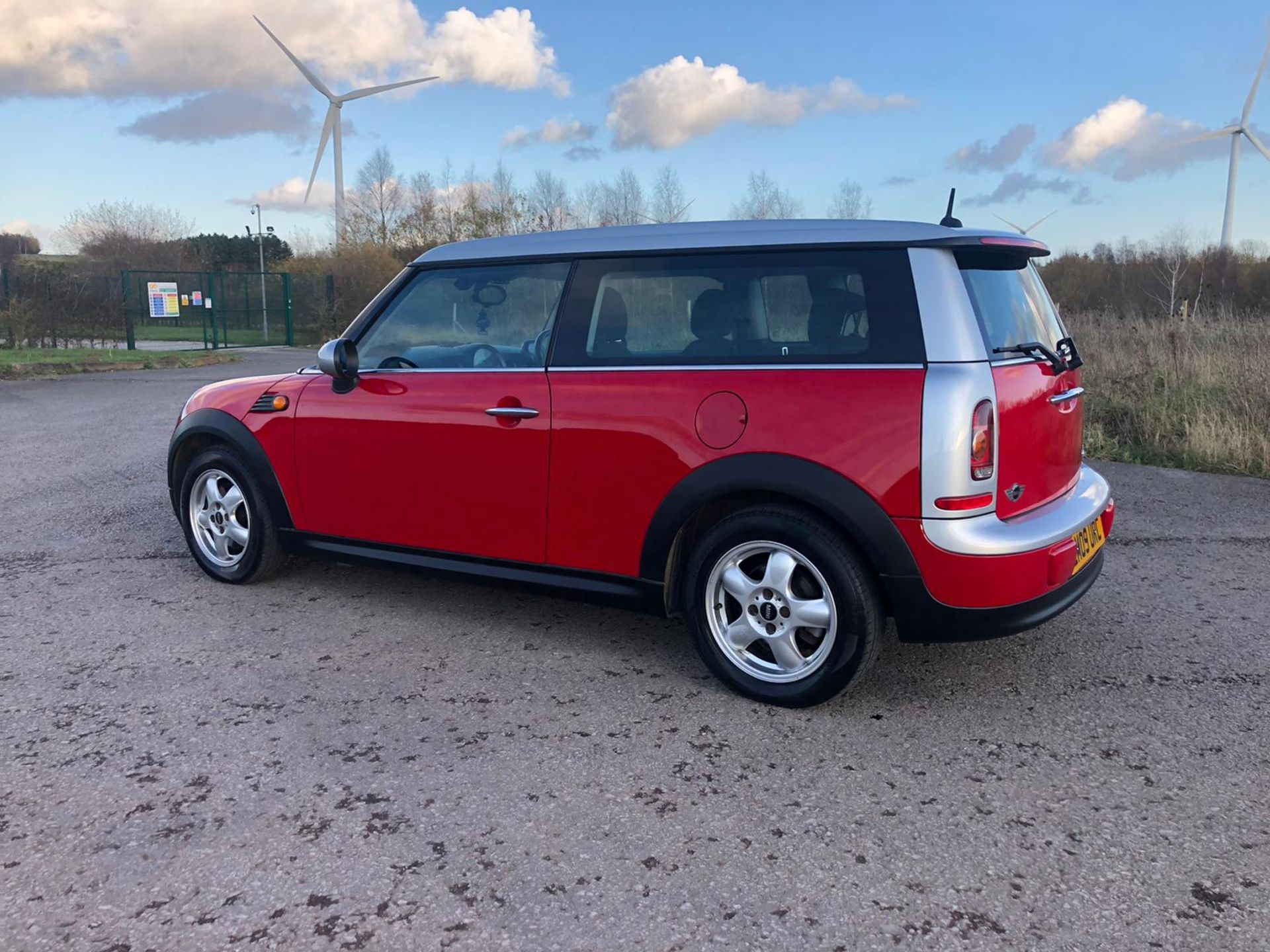 2009/09 REG MINI COOPER CLUBMAN 1.6 PETROL RED 3 DOOR, SHOWING 3 FORMER KEEPERS *NO VAT* - Image 4 of 13