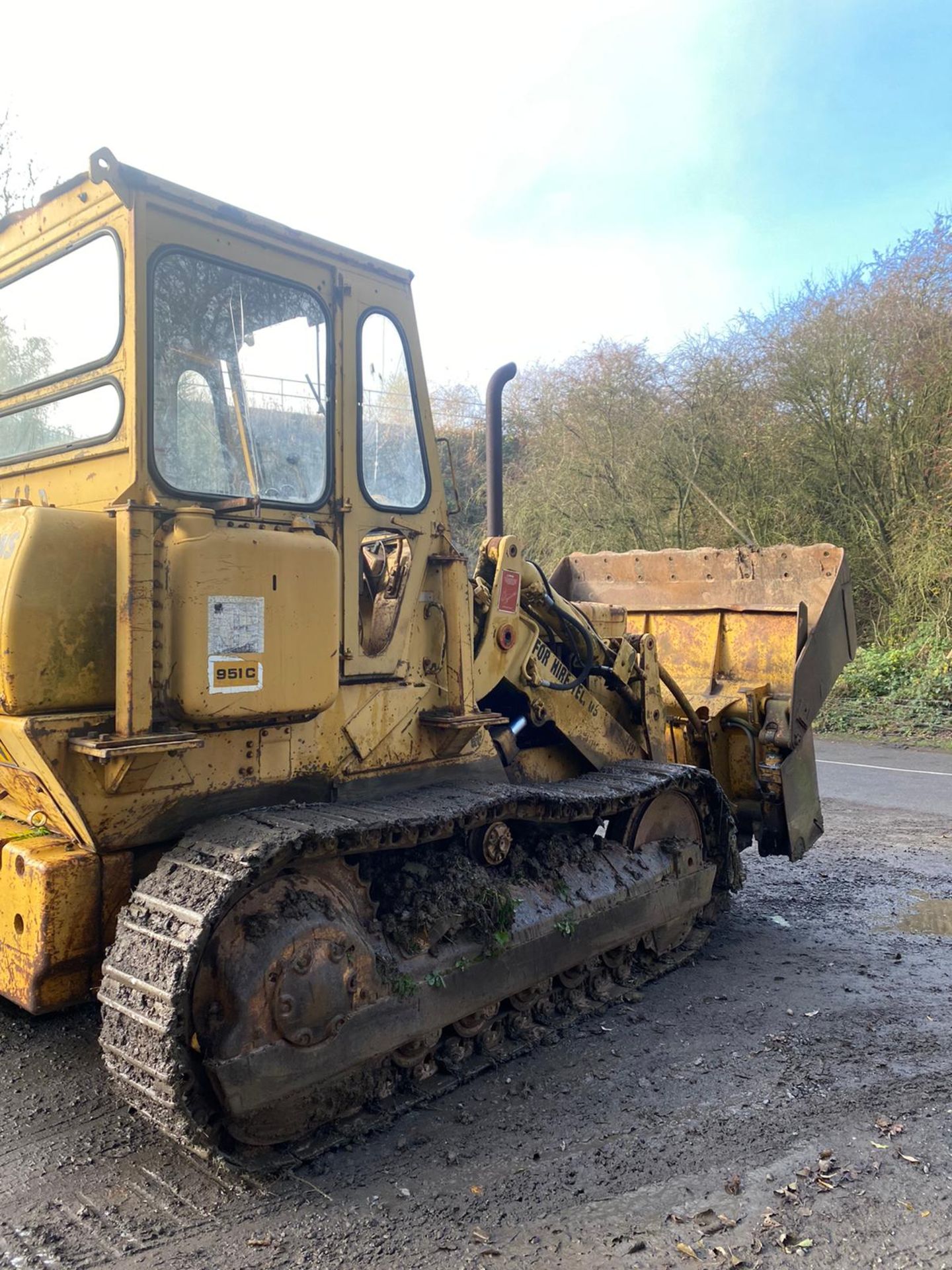 CATERPILLAR 951 TRACKED DOZER, RUNS AND WORKS, 4 IN 1 BUCKET *PLUS VAT* - Image 3 of 6