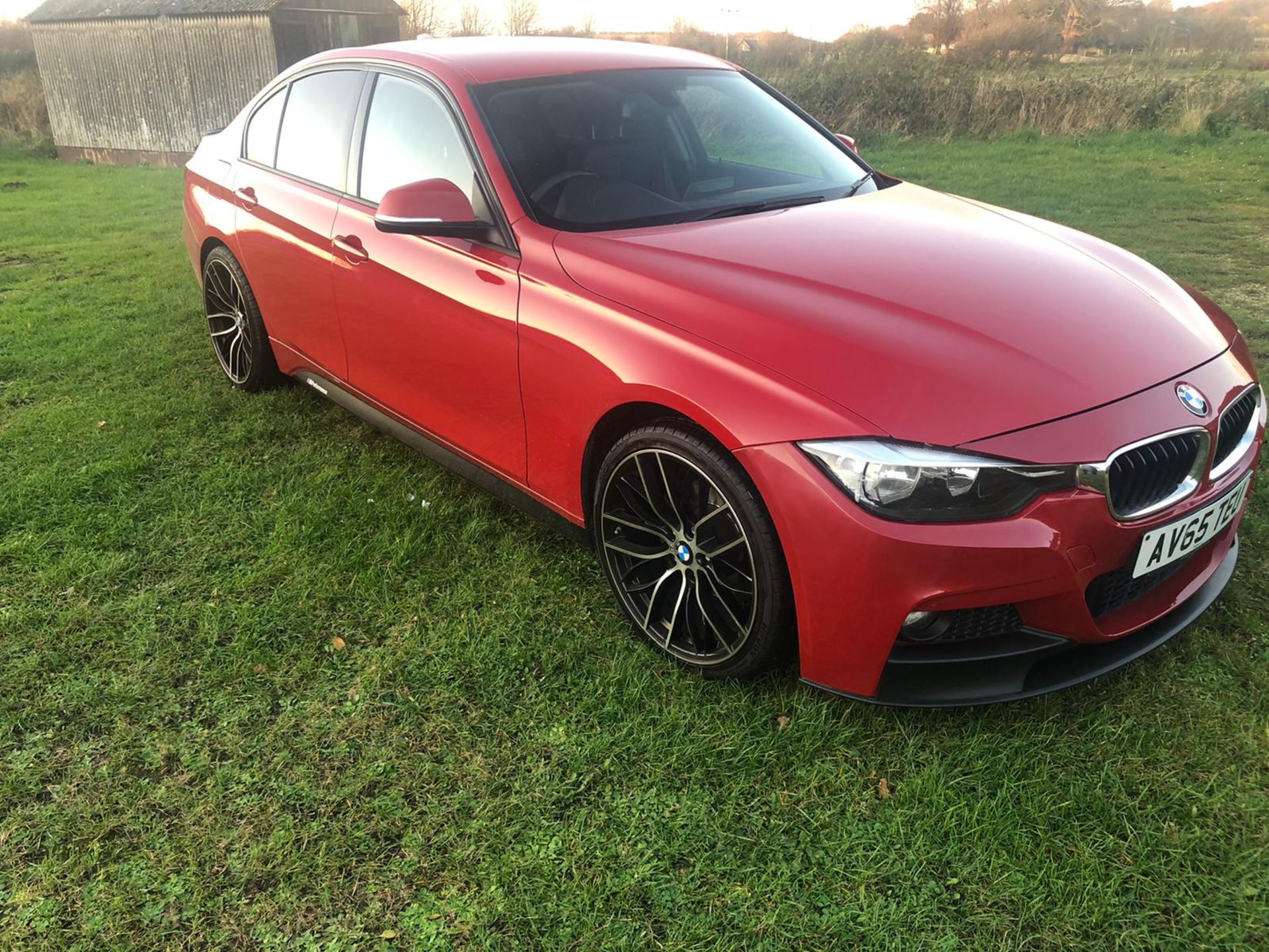 2015/65 REG BMW 320D ED SPORT, 2.0 DIESEL RED 4 DOOR SALOON, SHOWING 1 FORMER KEEEPR *NO VAT* - Image 2 of 20