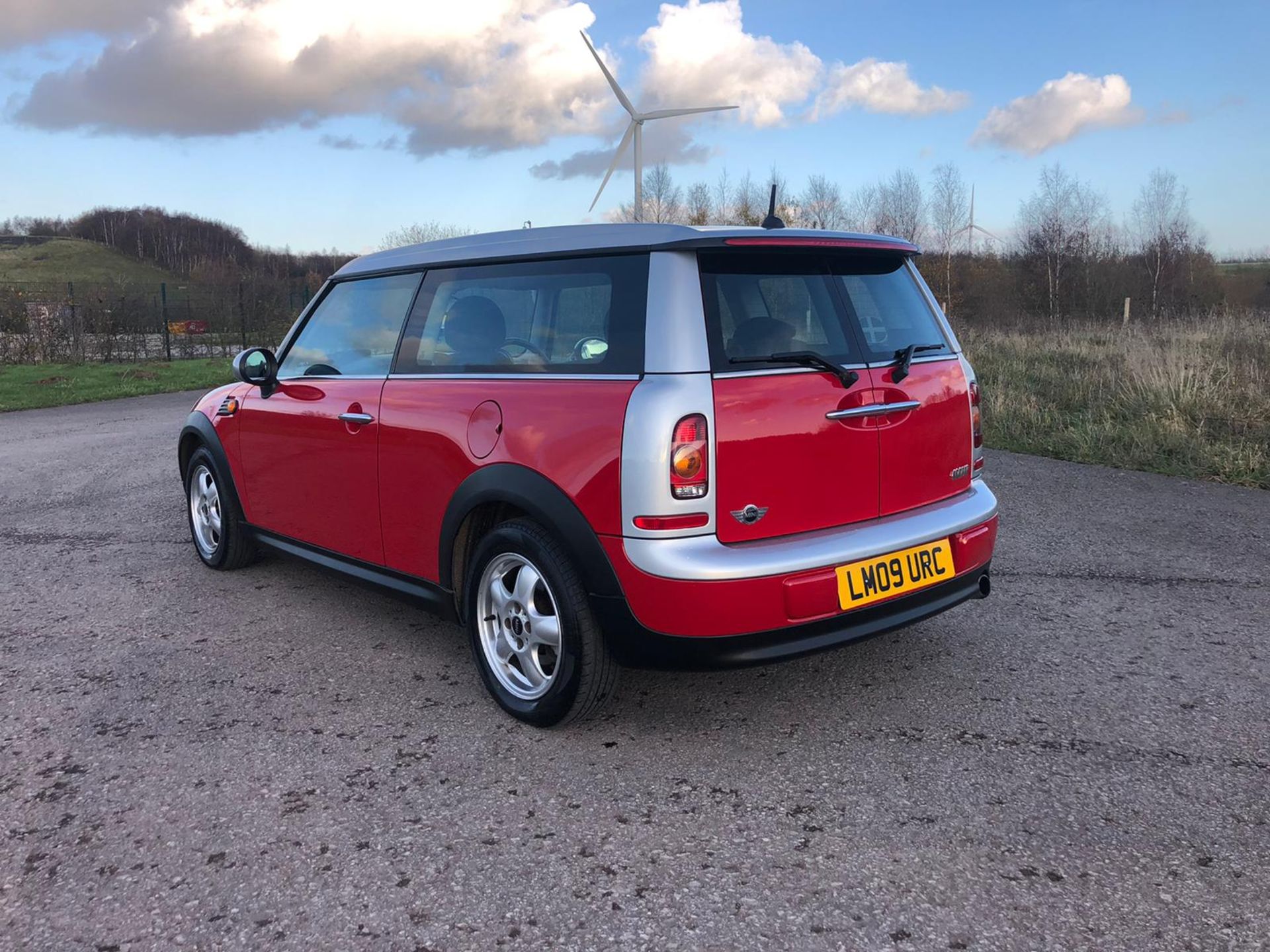 2009/09 REG MINI COOPER CLUBMAN 1.6 PETROL RED 3 DOOR, SHOWING 3 FORMER KEEPERS *NO VAT* - Image 5 of 13