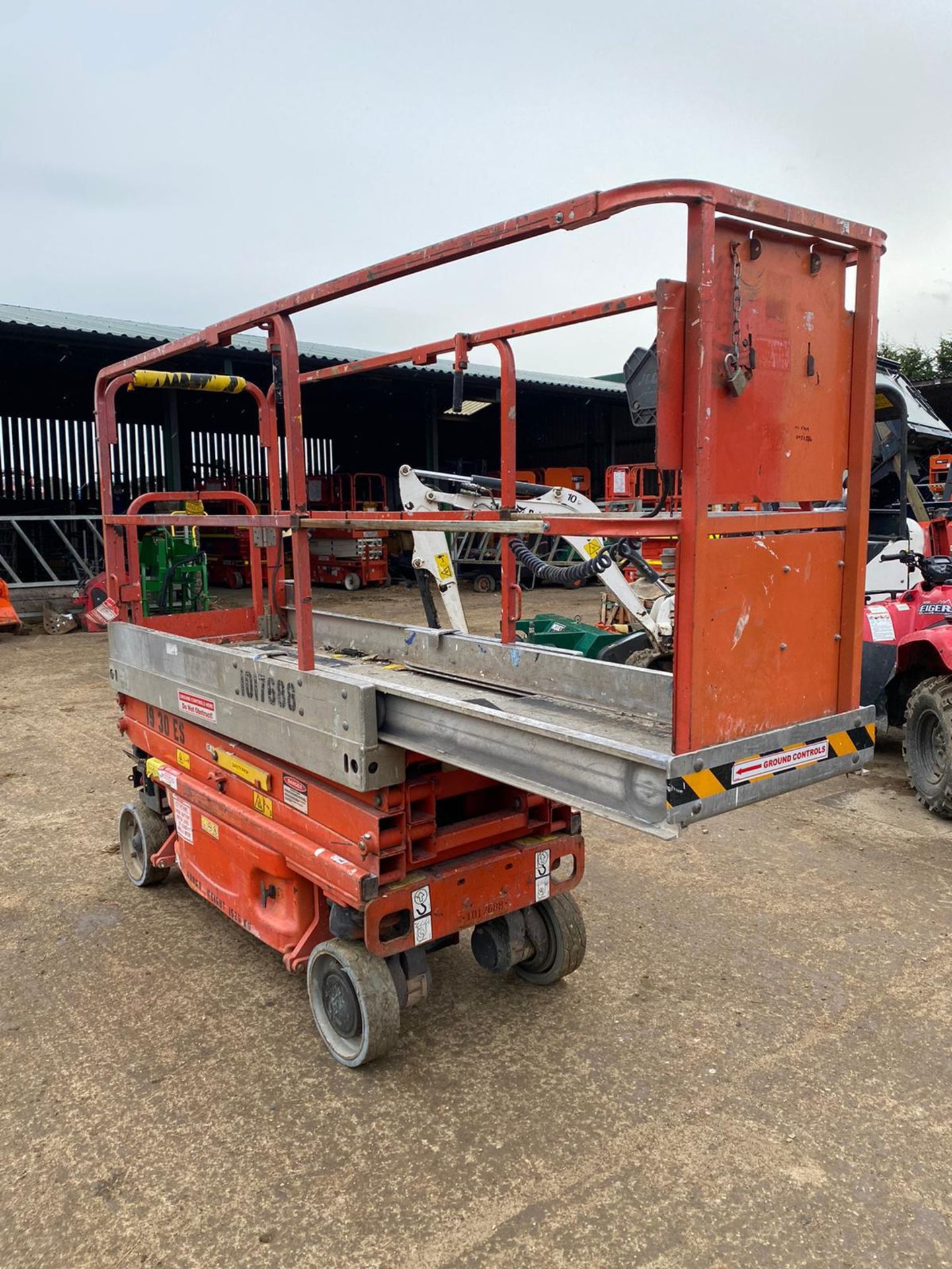 2010 JLG 1930ES SCISSOR LIFT, RUNS, DRIVES AND LIFTS *PLUS VAT*