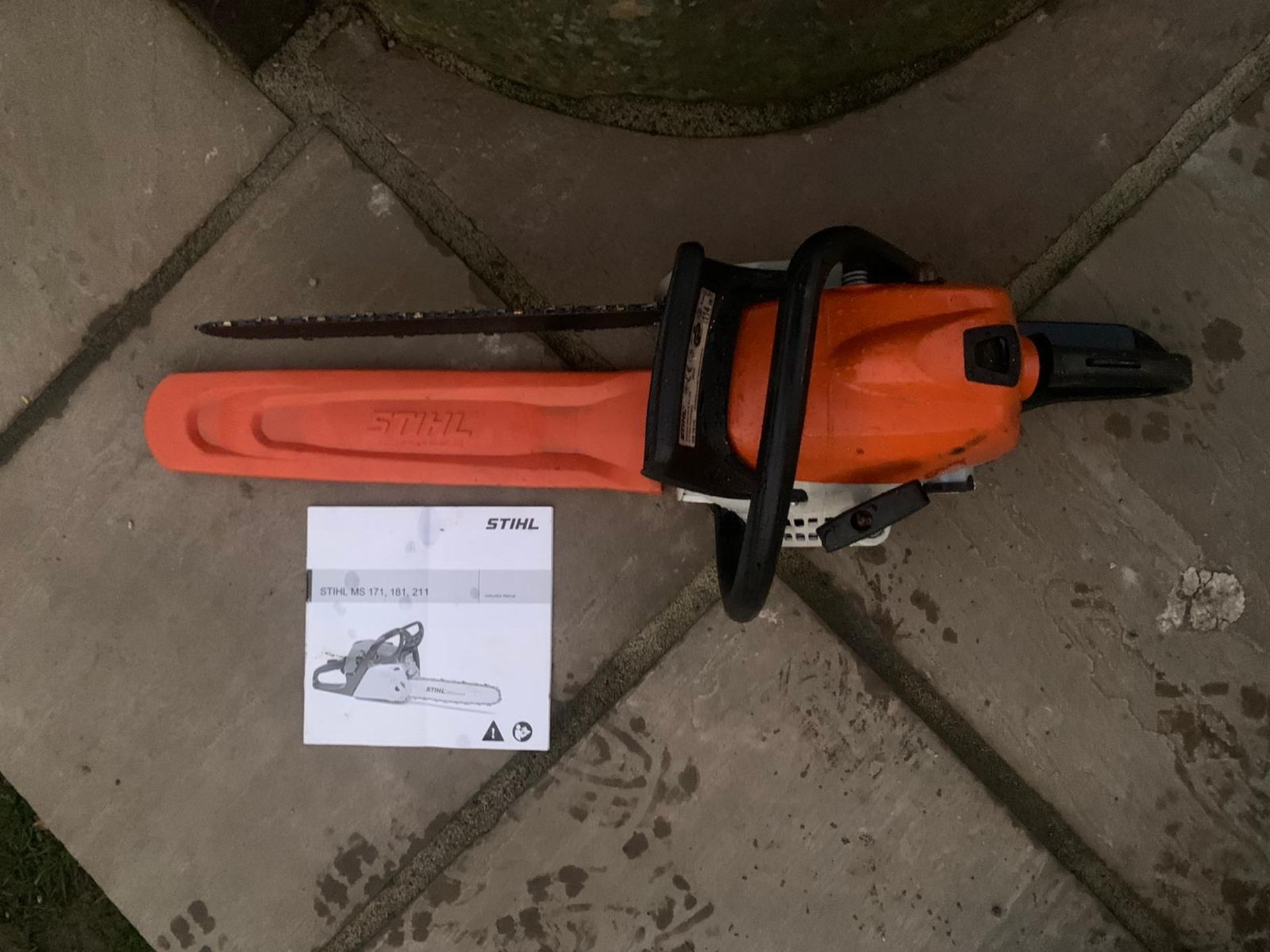 STIHL MS181C CHAINSAW, RUNS AND WORKS, CLEAN MACHINE, C/W CHAIN COVER, MANUAL *NO VAT* - Image 3 of 4