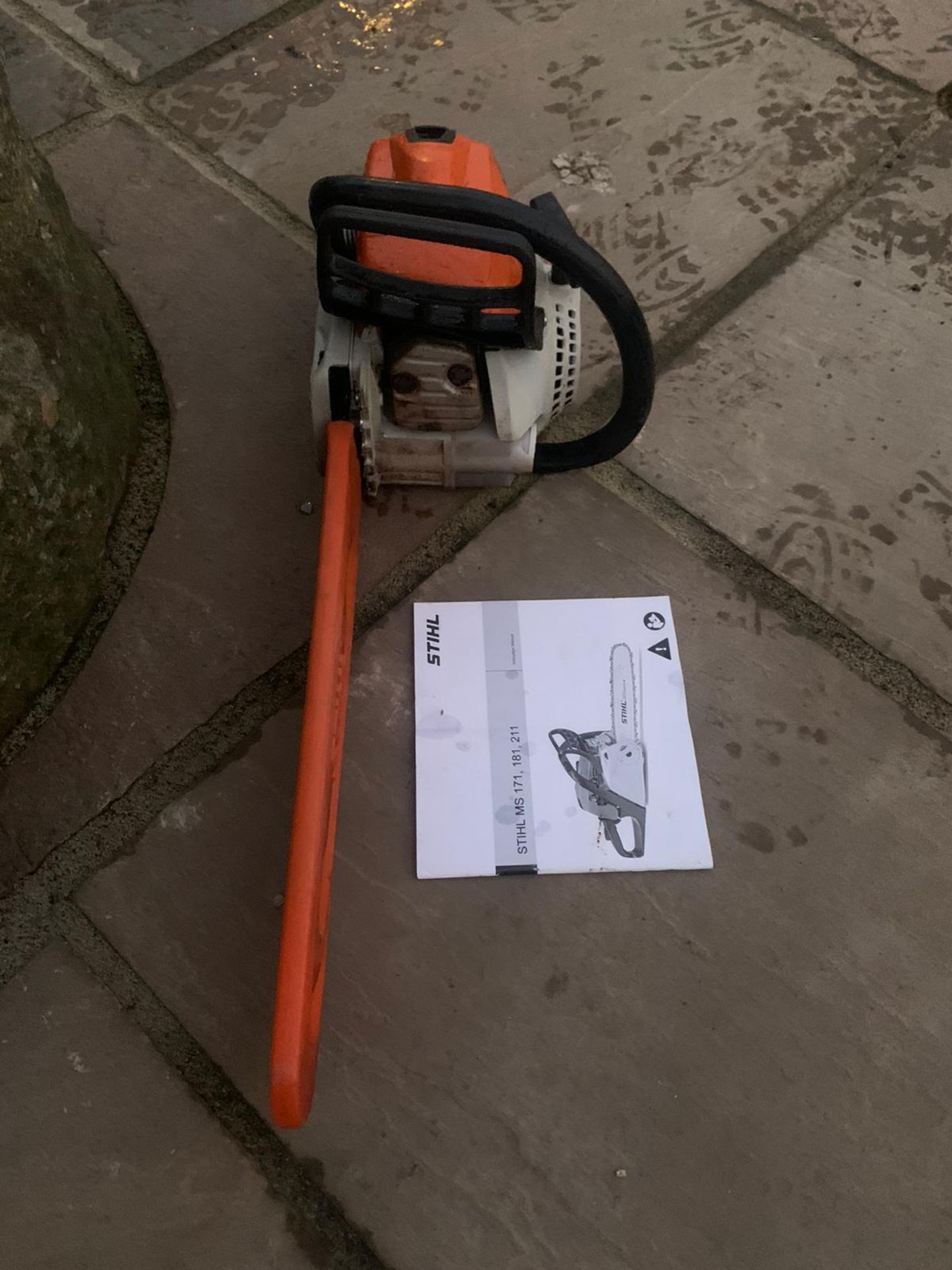 STIHL MS181C CHAINSAW, RUNS AND WORKS, CLEAN MACHINE, C/W CHAIN COVER, MANUAL *NO VAT* - Image 4 of 4