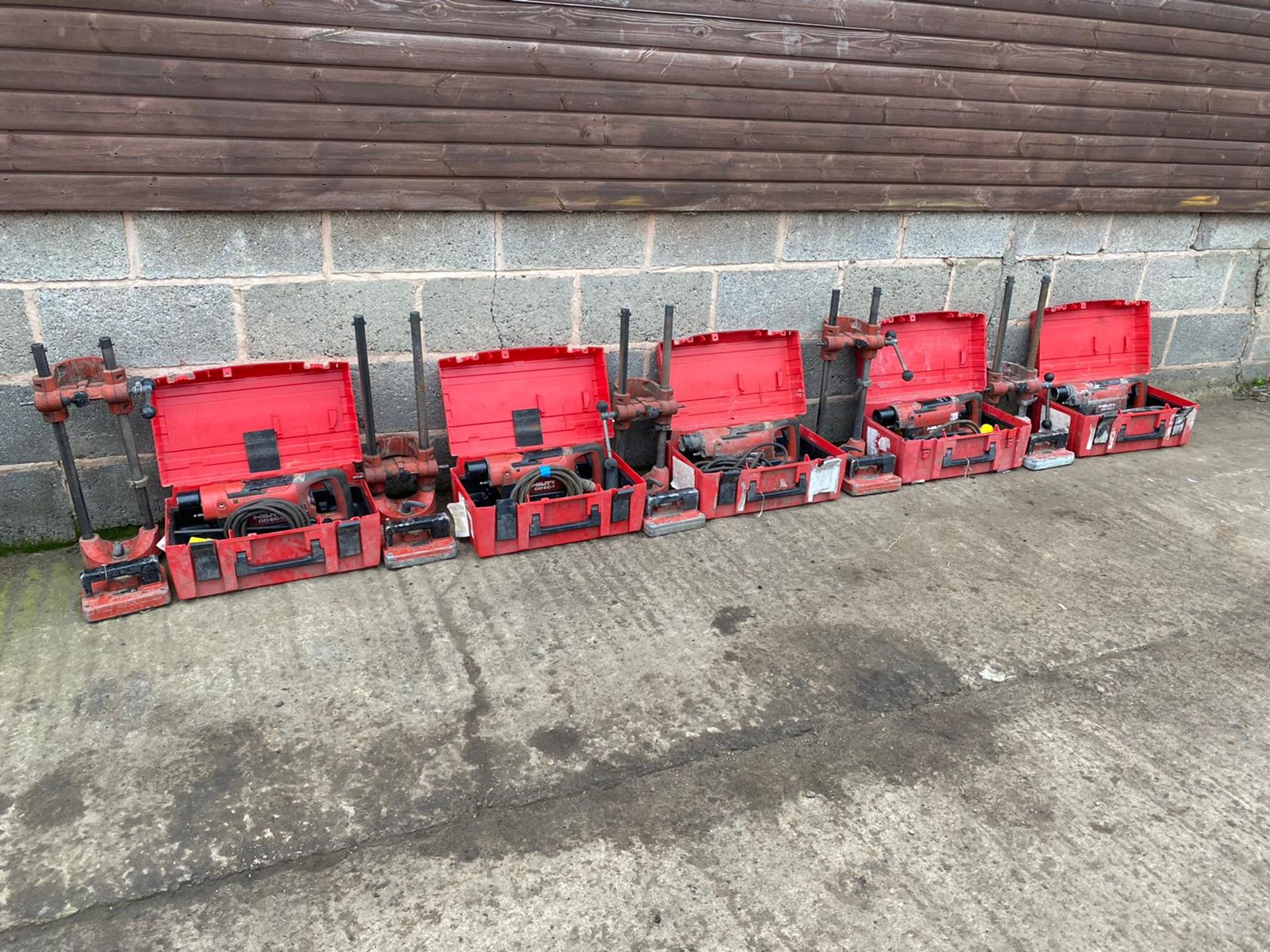 5 X HILTI 110V CORE DRILLS AND STANDS, ALL DIRECT FROM LOCAL CONTRACTING COMPANY *PLUS VAT*