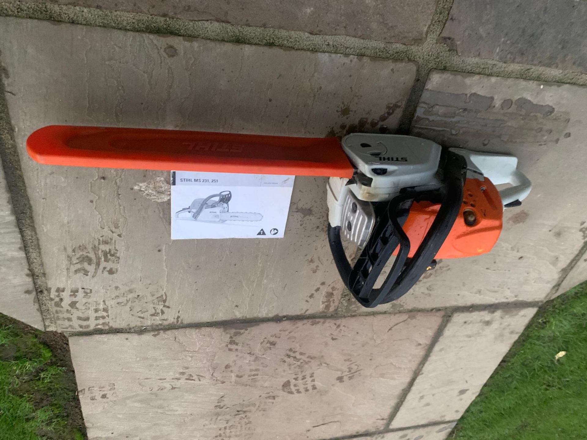 Stihl MS251C Chainsaw Runs And Works Ex Demo Condition Bought Brand New This Year *NO VAT* - Image 3 of 4