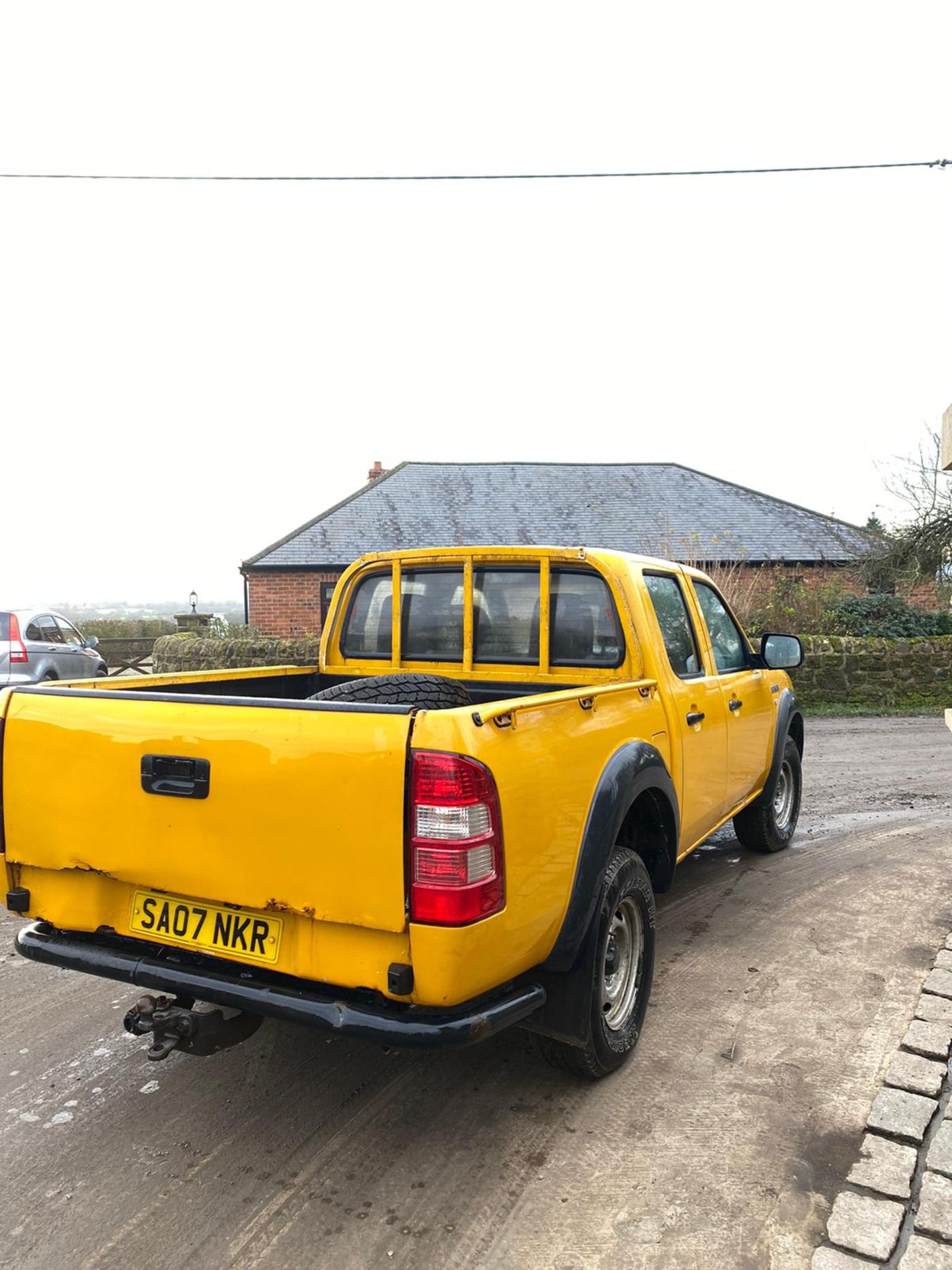 2007/07 REG FORD RANGER D/C 4WD 2.5 DIESEL YELLOW PICK-UP, SHOWING 5 FORMER KEEPERS *NO VAT* - Image 3 of 7