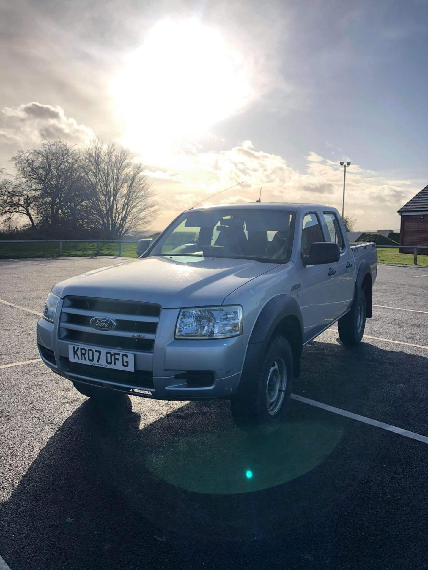 2007/07 REG FORD RANGER D/C 4WD 2.5 DIESEL SILVER PICK-UP, SHOWING 1 FORMER KEEPER *PLUS VAT* - Image 6 of 11