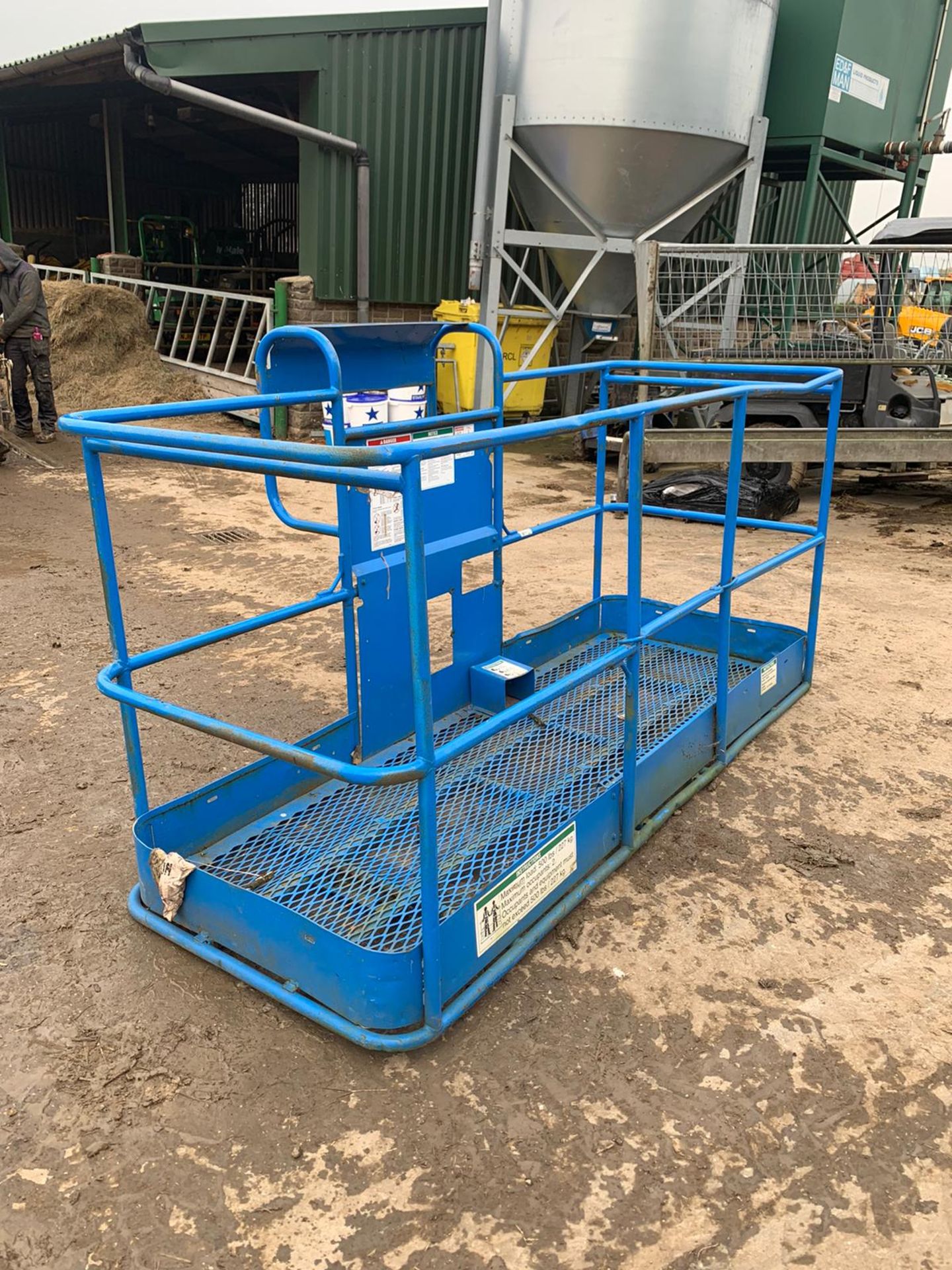 BASKET FOR GENIE LIFT, CAME OF A GENIE Z45, SUITABLE FOR OTHER GENIE LIFTS *PLUS VAT* - Image 2 of 4