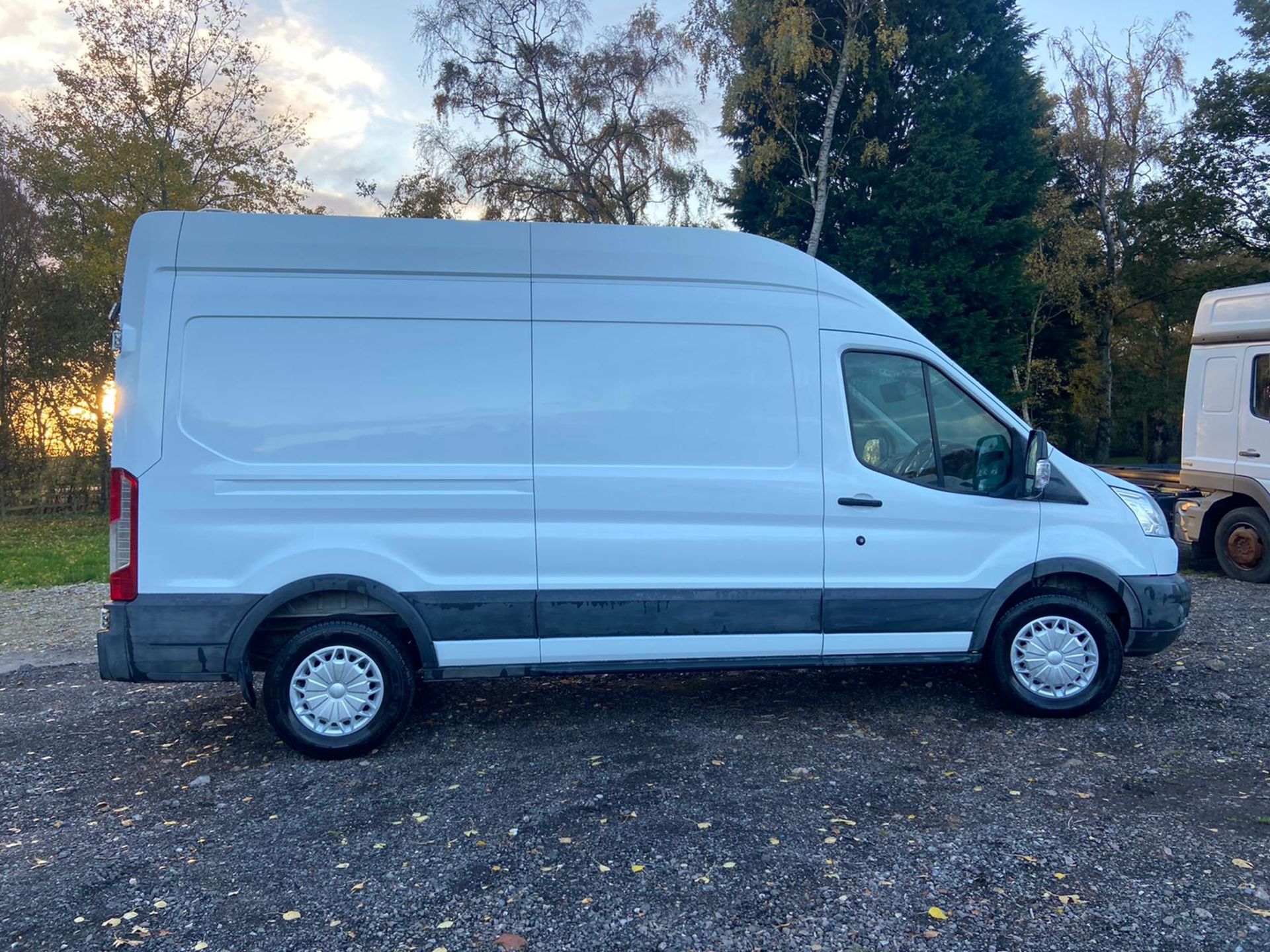 2014/64 REG FORD TRANSIT 350 TREND 2.2 DIESEL WHITE PANEL VAN, SHOWING 0 FORMER KEEPERS *PLUS VAT* - Image 7 of 12