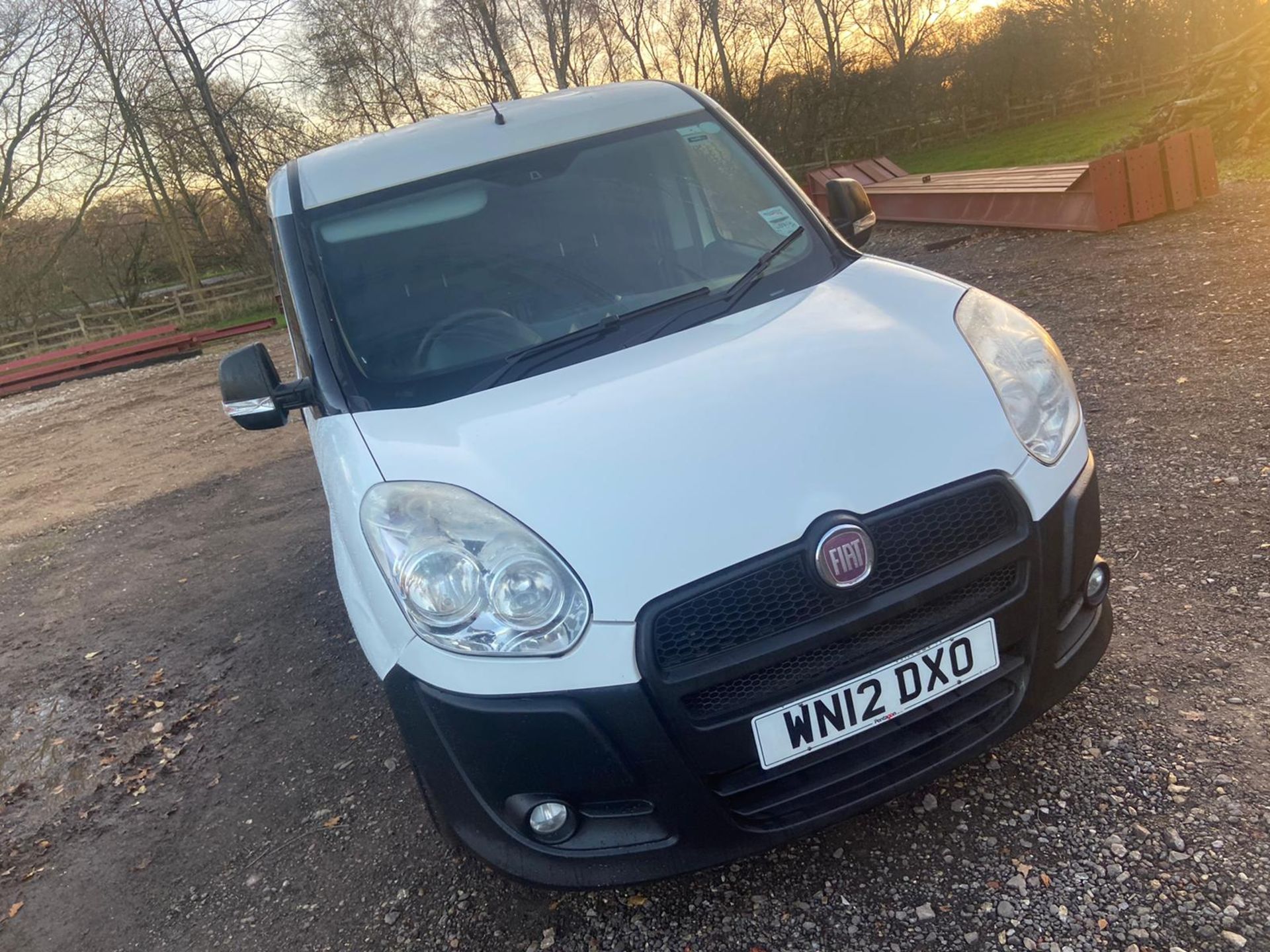 2012/12 REG FIAT DOBLO 16V MULTIJET 1.25 DIESEL WHITE PANEL VAN, SHOWING 1 FORMER KEEPER *PLUS VAT* - Image 2 of 11