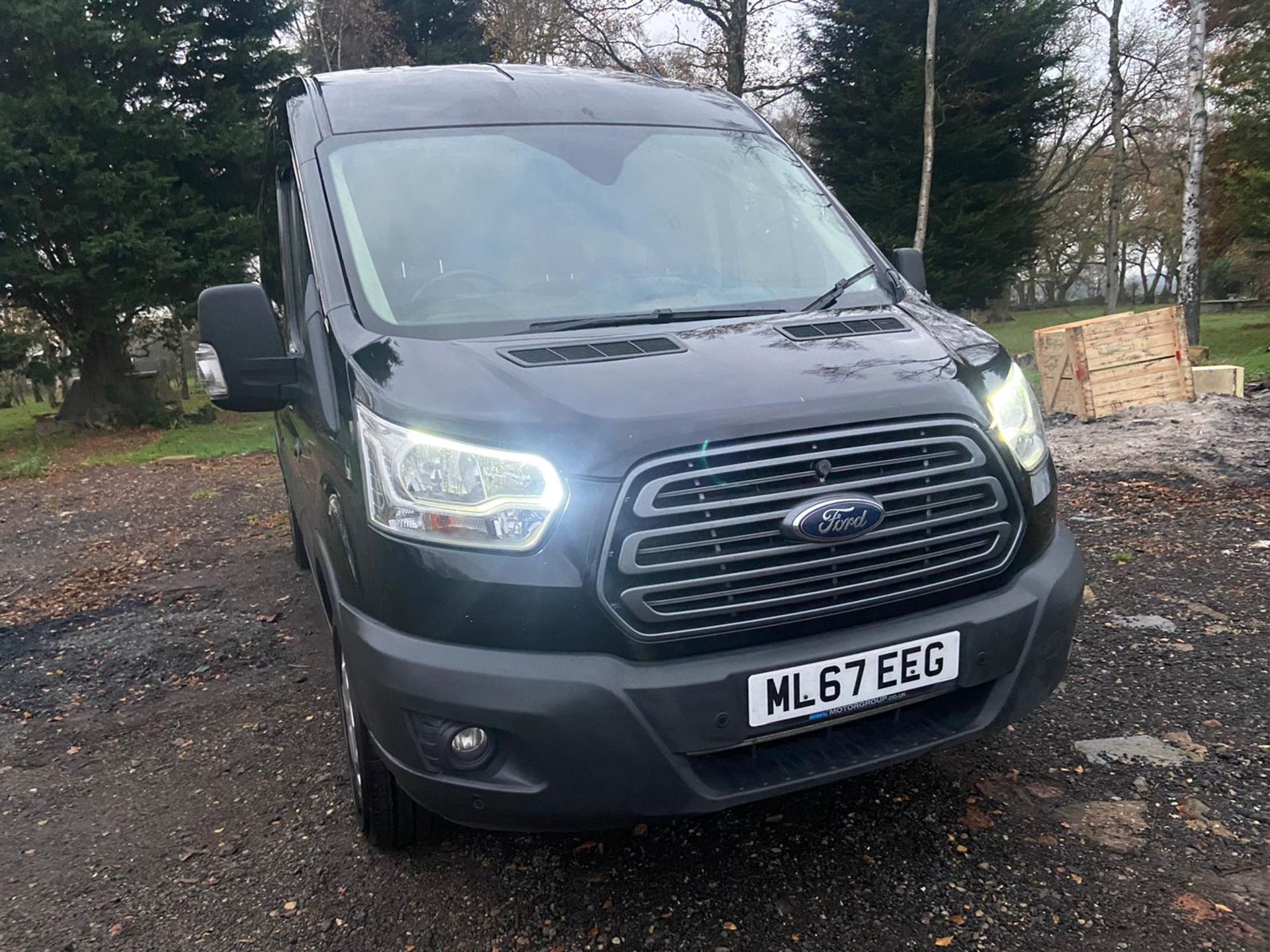 2017/67 REG FORD TRANSIT 350 2.0 DIESEL BLACK PANEL VAN, SHOWING 0 FORMER KEEPERS *PLUS VAT* - Image 2 of 11