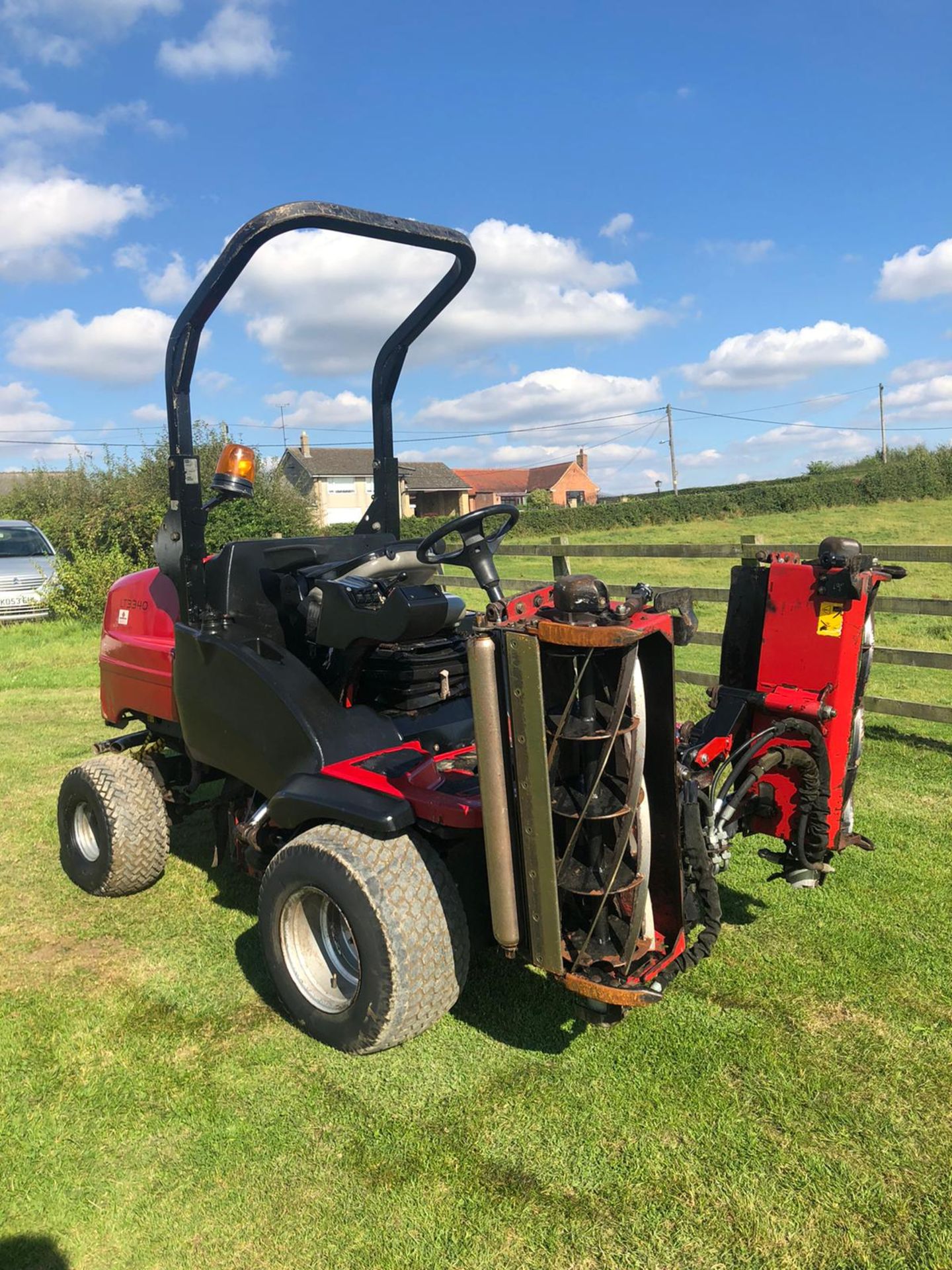 2014 TORO LT3340 RIDE ON LAWN MOWER, RUNS, DRIVES AND CUTS *PLUS VAT*