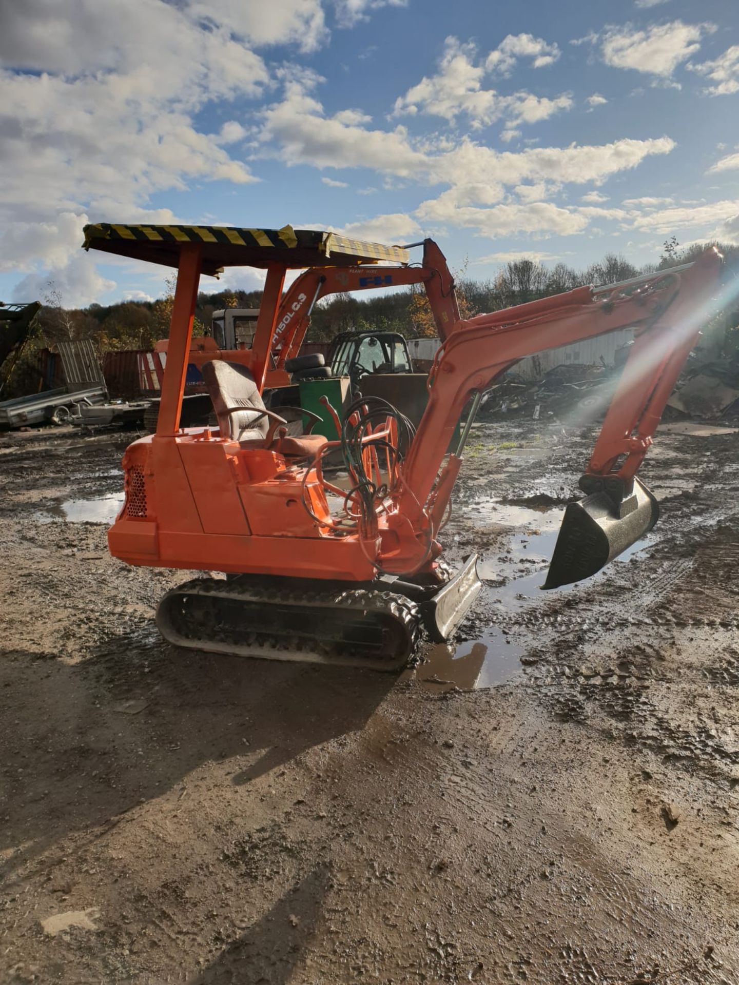 KUBOTA MINI DIGGER RUBBER TRACKED EXCAVATOR, 1.5 TON, STARTS AND DRIVES *NO VAT* - Image 5 of 8