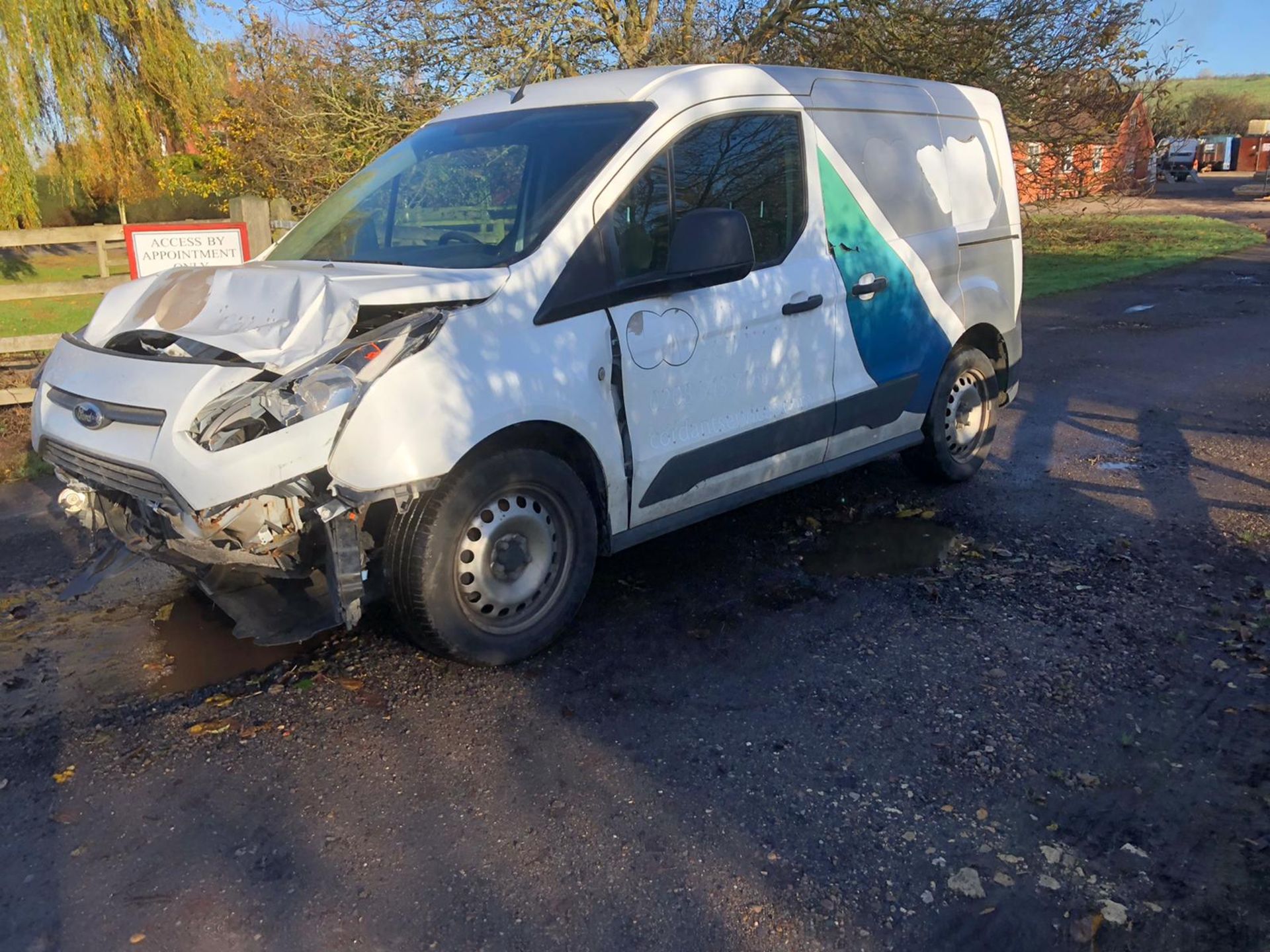 2016/16 REG FORD TRANSIT CONNECT 200 1.6 DIESEL WHITE PANEL VAN, SHOWING 0 FORMER KEEPERS *PLUS VAT* - Image 3 of 8