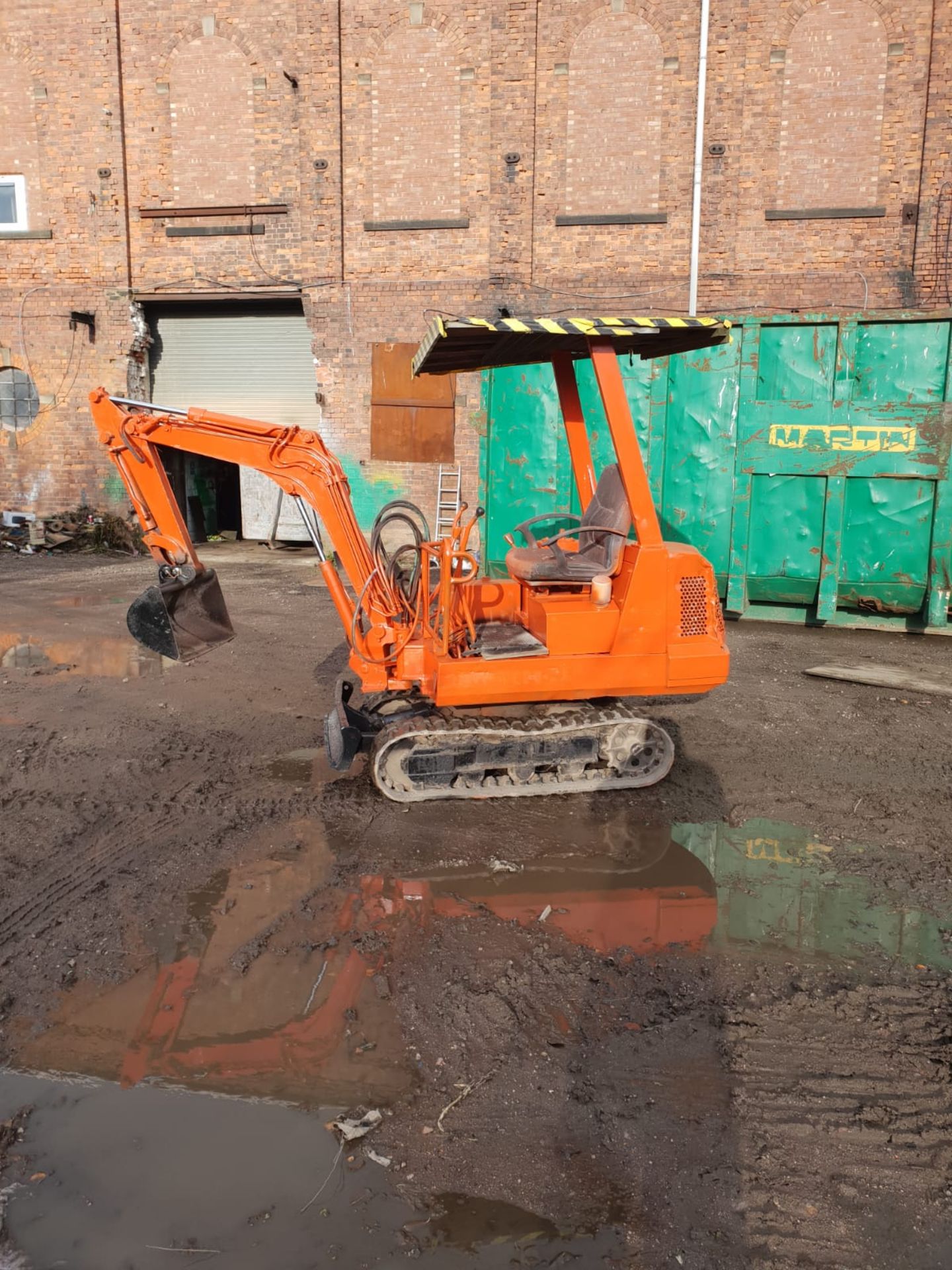 KUBOTA MINI DIGGER RUBBER TRACKED EXCAVATOR, 1.5 TON, STARTS AND DRIVES *NO VAT* - Image 4 of 8