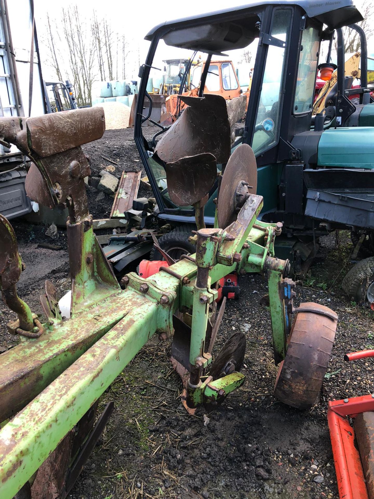 DOWDESWELL DP8B 4 FURROW PLOUGH IN GOOD CONDITION, NO WELD *PLUS VAT* - Image 8 of 8