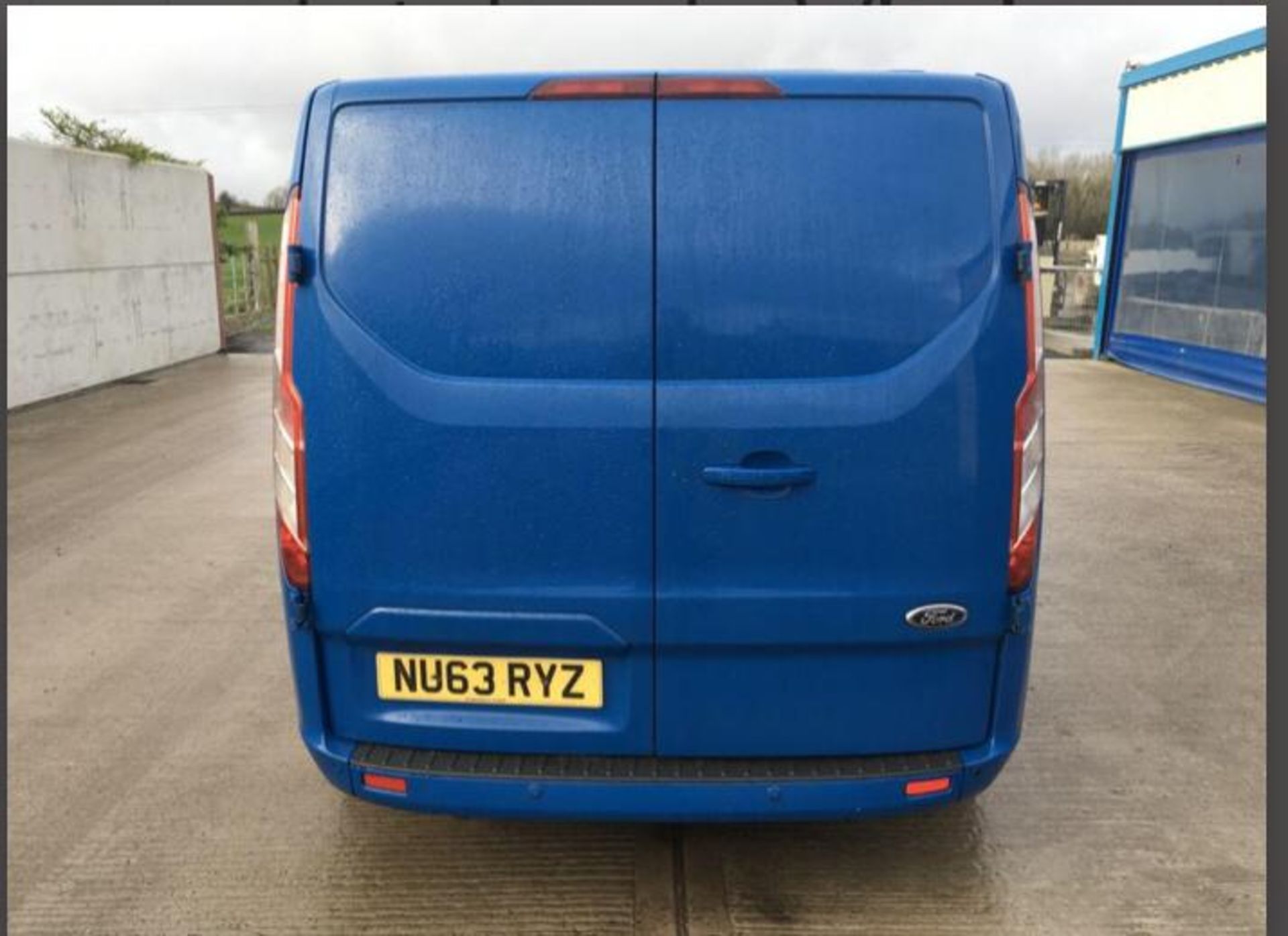 2013/63 REG FORD TRANSIT CUSTOM 290 TREND ECO-TEC 2.2 DIESEL PANEL VAN, SHOWING 1 FORMER KEEPER - Image 2 of 8