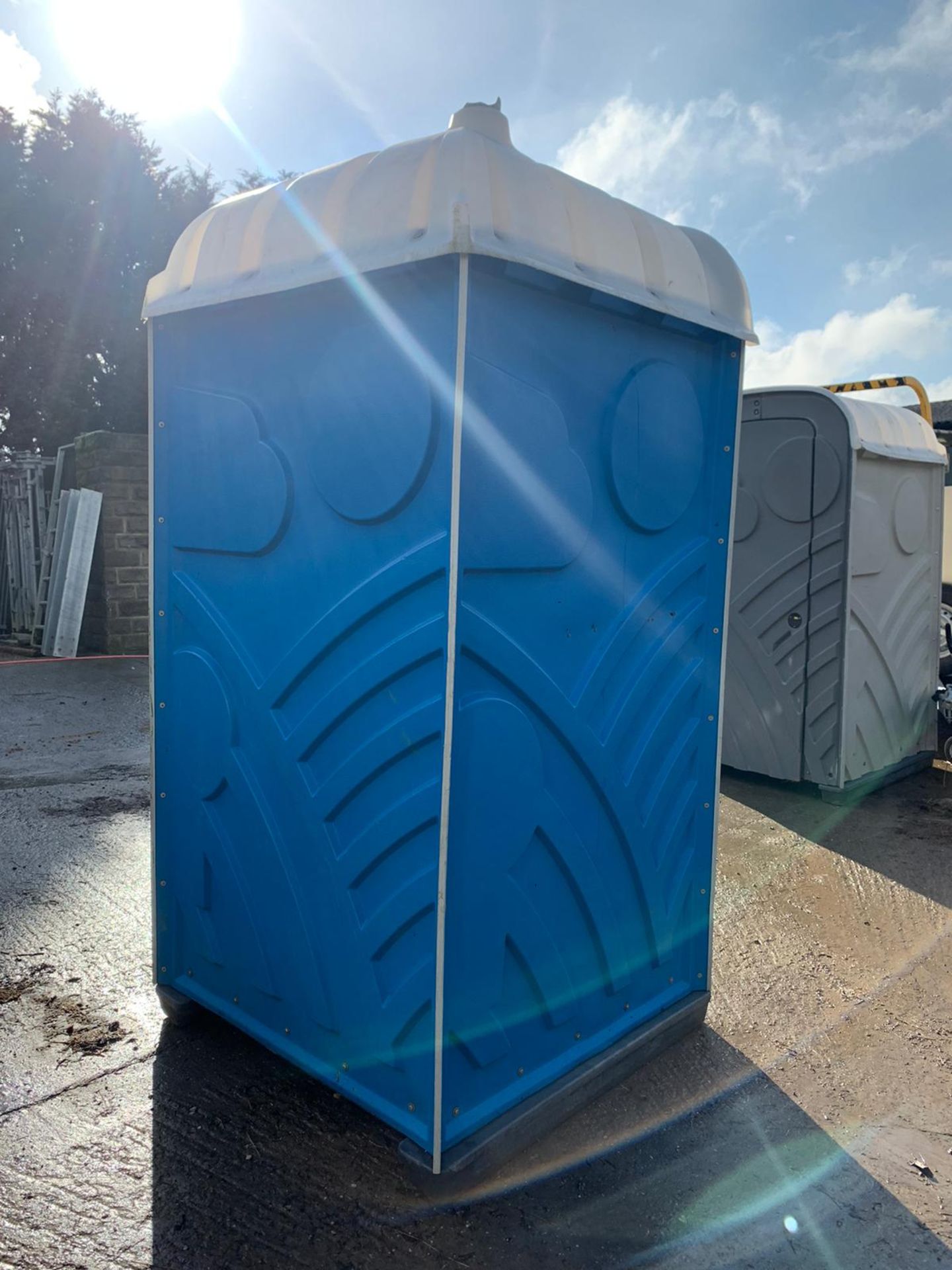 PORTALOO TOILET BLOCK *PLUS VAT* - Image 3 of 4