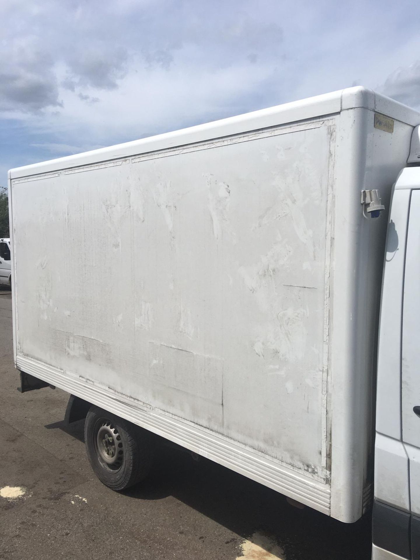 EX SUPERMARKET GAH REFRIGERATION REAR BOX UNIT, ROLLER SHUTTER DOOR, YOU'RE BIDDING FOR THE BOX ONLY - Image 3 of 10