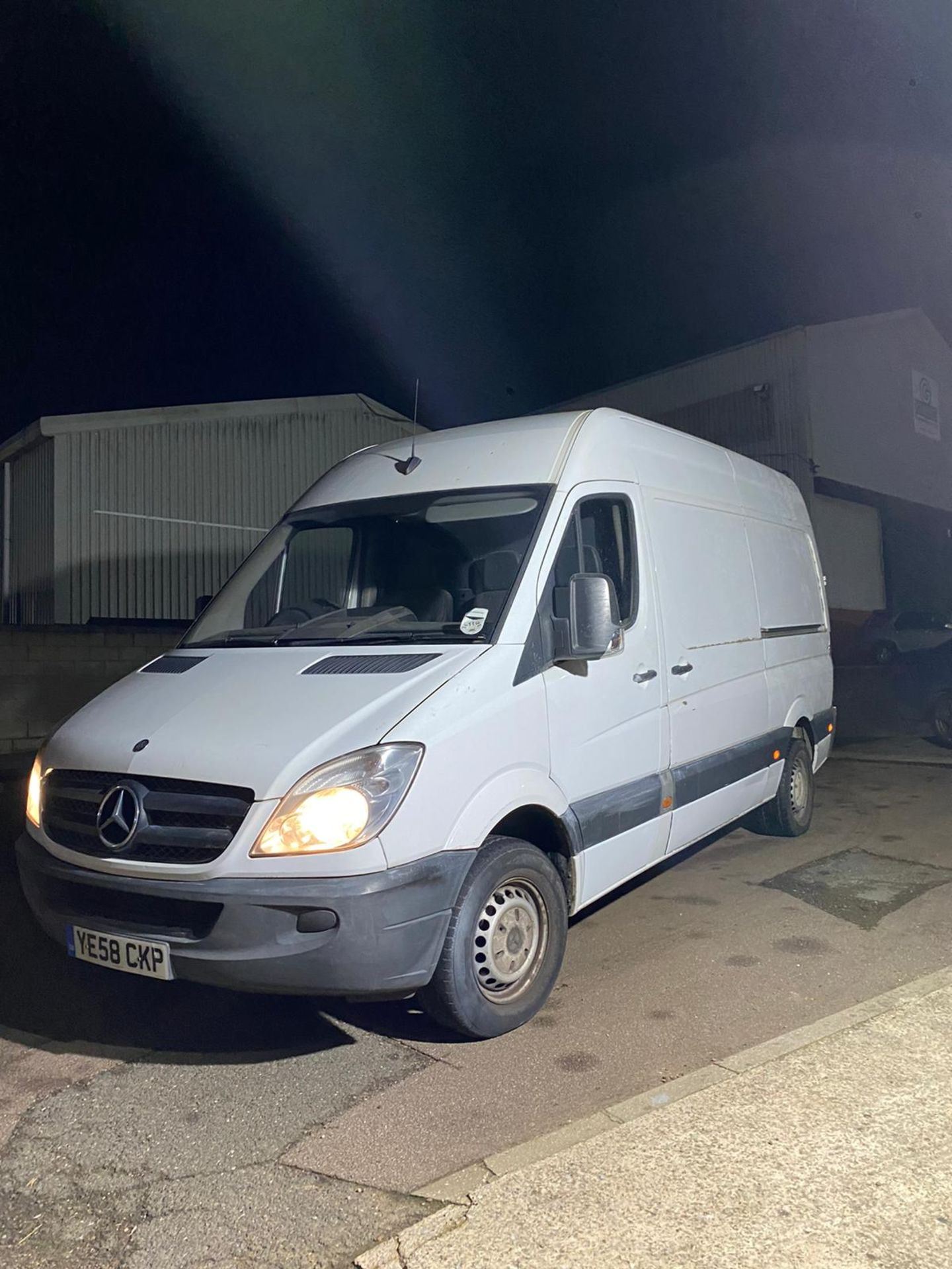 2008/58 REG MERCEDES SPRINTER 313 CDI MWB 2.2 DIESEL PANEL VAN, SHOWING 2 FORMER KEEPERS *NO VAT* - Image 2 of 3