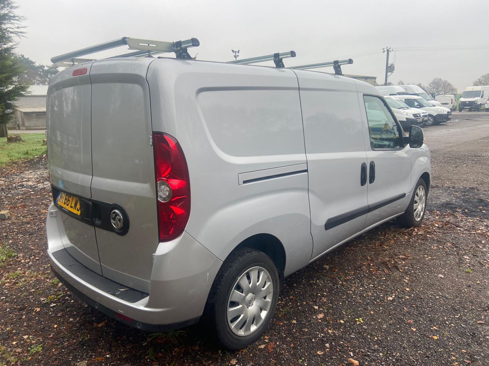 2016/66 REG VAUXHALL COMBO 2300 SPORT CDTI ECO 1.25 DIESEL SILVER PANEL VAN, SHOWING 0 FORMER KEEPER - Image 6 of 7