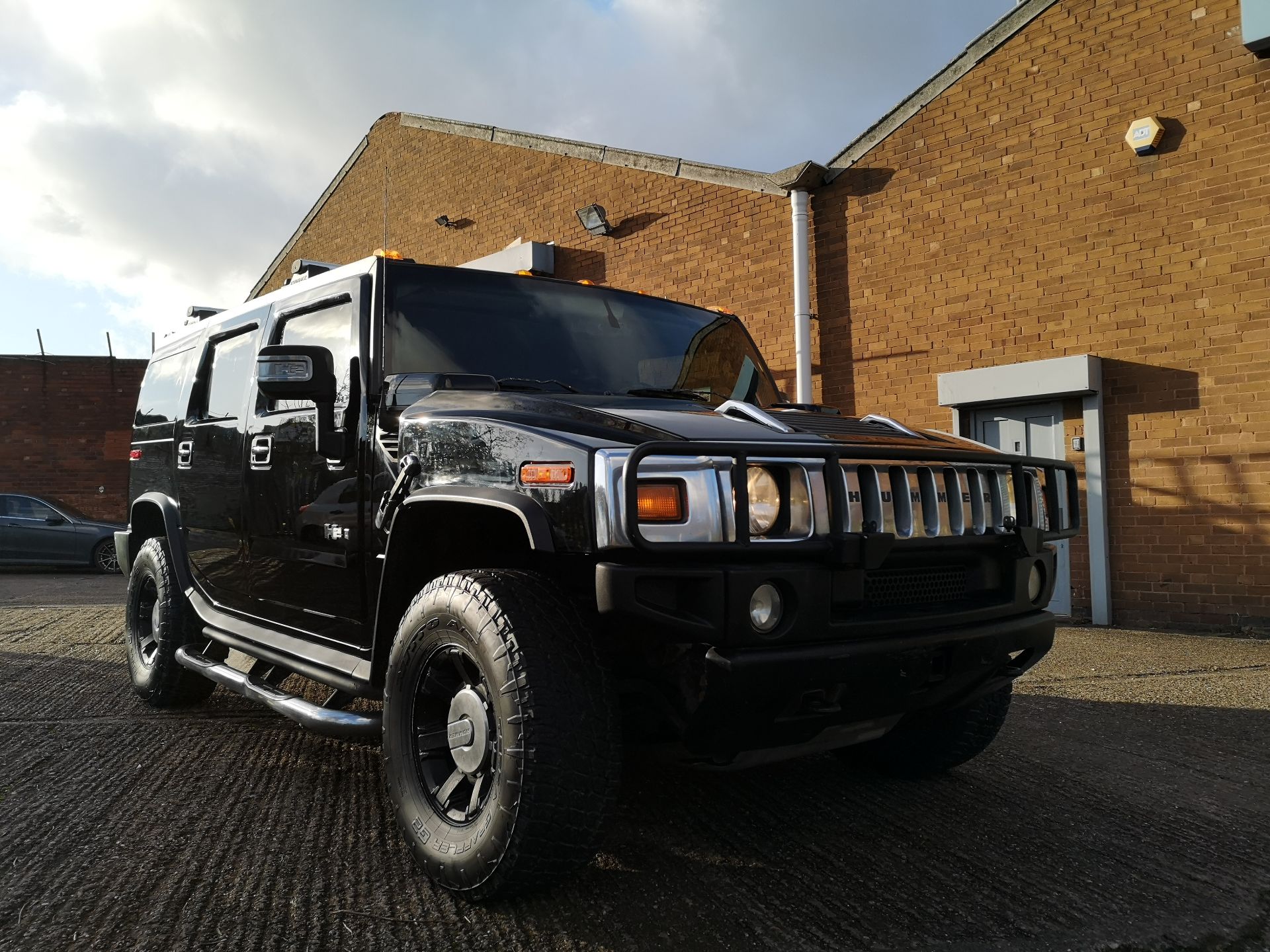Scare the Neighbour’s in this Black Hummer H2, 2006 4 x 4 (no vat)