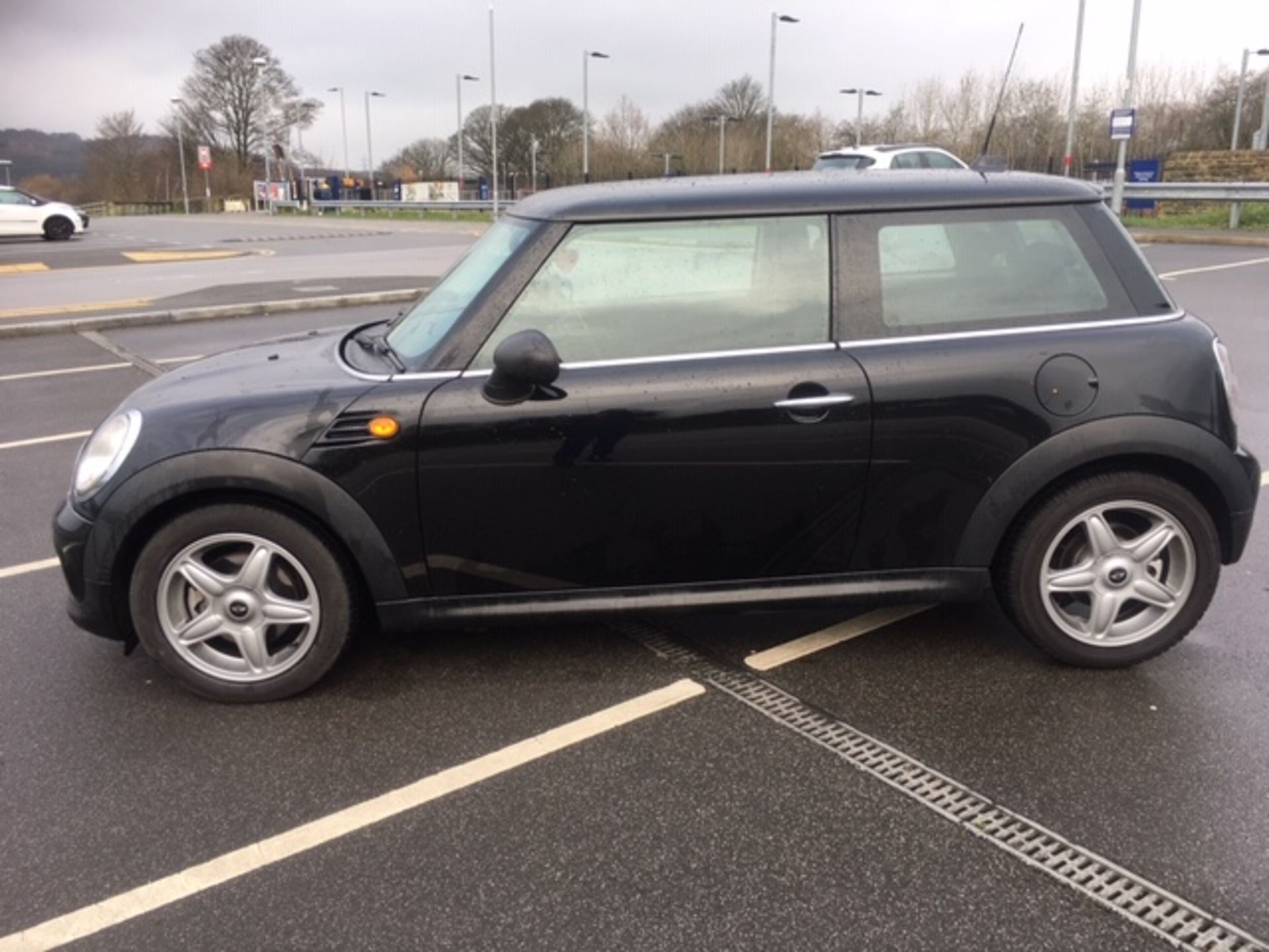 2012/12 REG MINI ONE D 1.6 DIESEL BLACK 3 DOOR HATCHBACK, SHOWING 2 FORMER KEEPERS *NO VAT* - Image 4 of 25