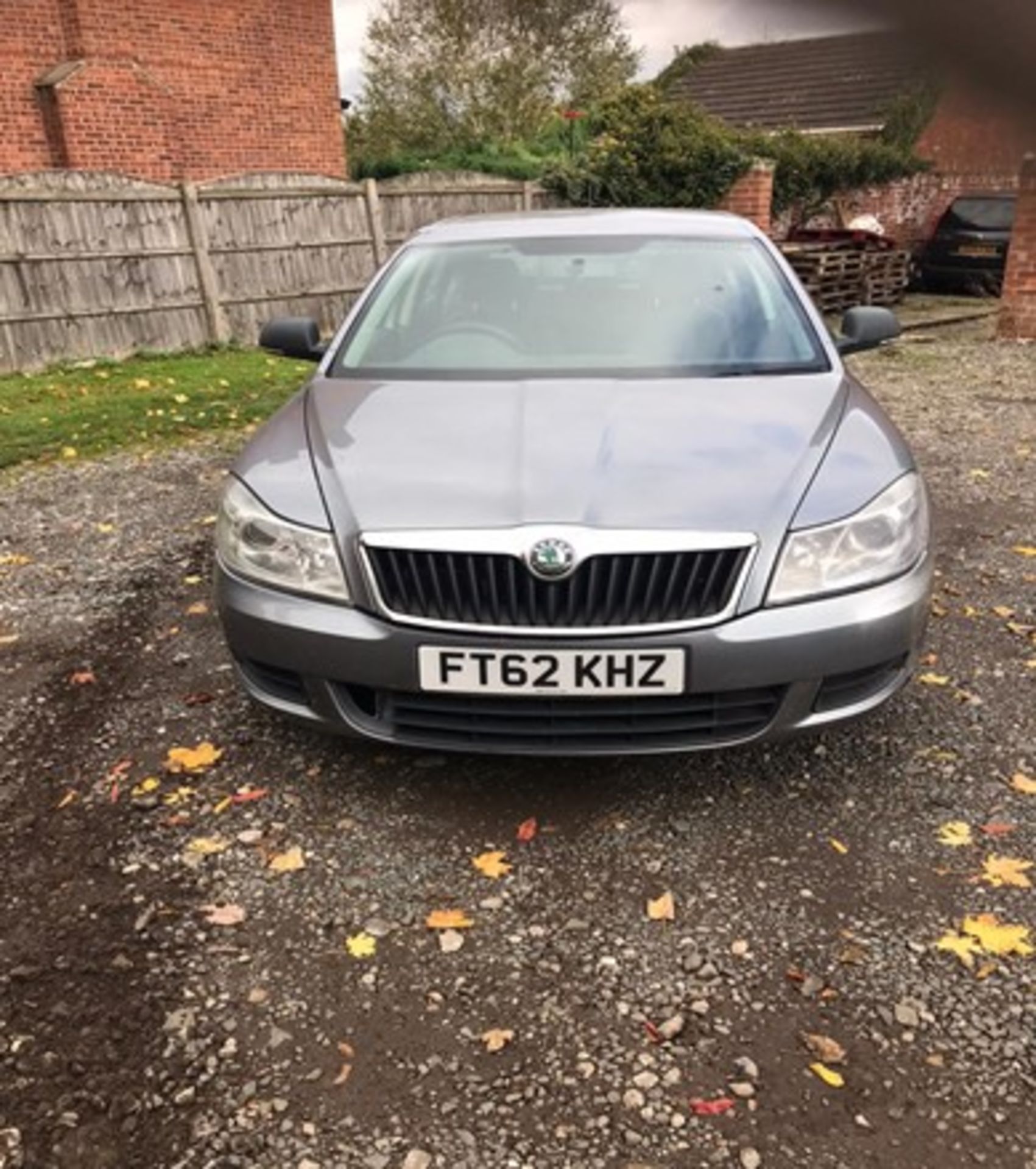 2012/62 REG SKODA OCTAVIA S TDI CR 1.6 DIESEL GREY 5DR HATCHBACK, SHOWING 4 FORMER KEEPERS *NO VAT* - Image 2 of 6