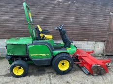 JOHN DEERE 1545 FLAIL MOWER, DIRECT EX COUNCIL, TRIMAX 155 FLAIL DECK, 4WD HYDRAULIC RAISE & LOWER