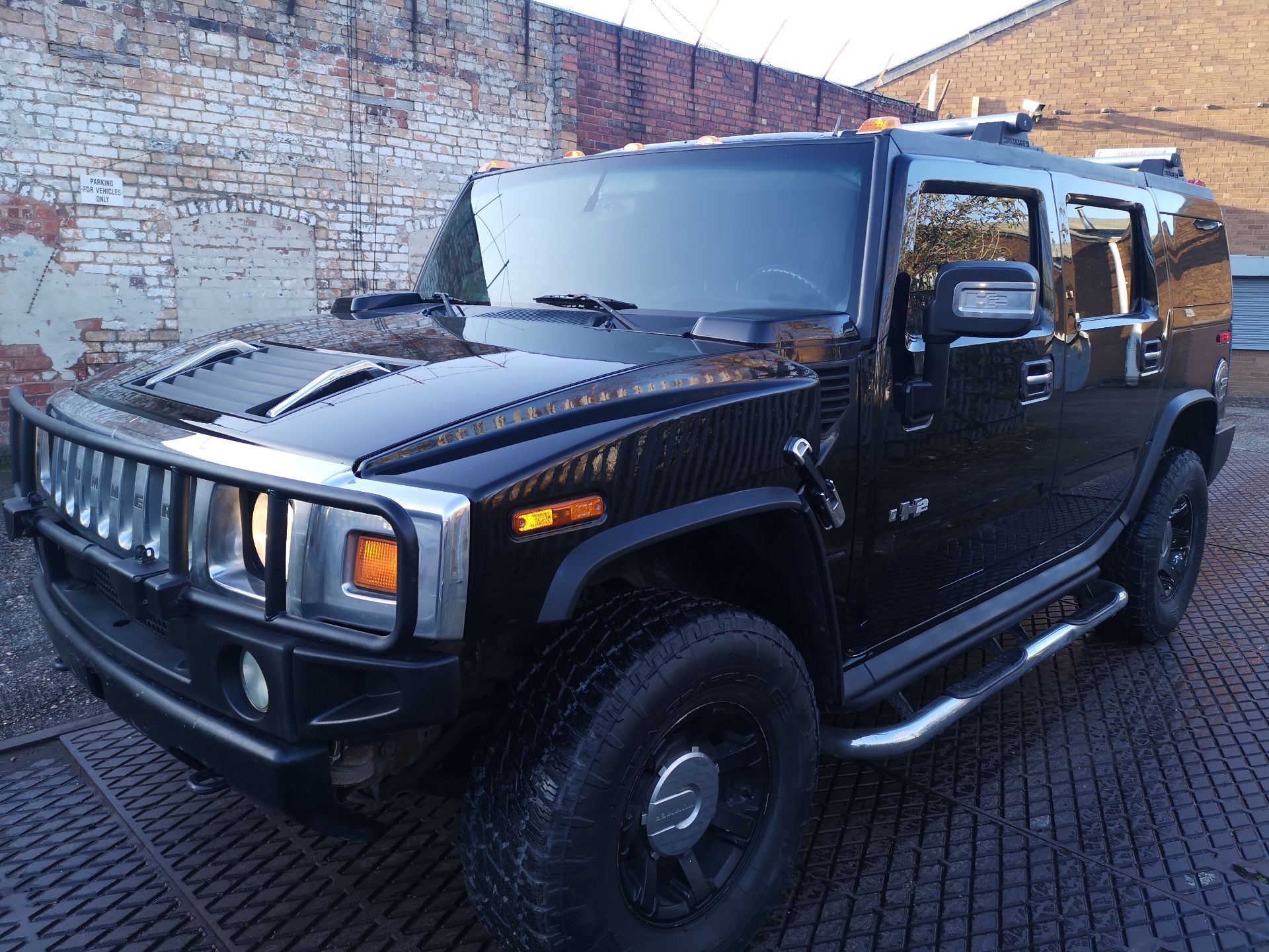 Scare the Neighbour’s in this Black Hummer H2, 2006 4 x 4 (no vat) - Image 5 of 17