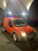 2006/06 REG FORD TRANSIT CONNECT L200 TD SWB 1.8 DIESEL RED PANEL VAN, SHOWING 2 FORMER KEEPERS