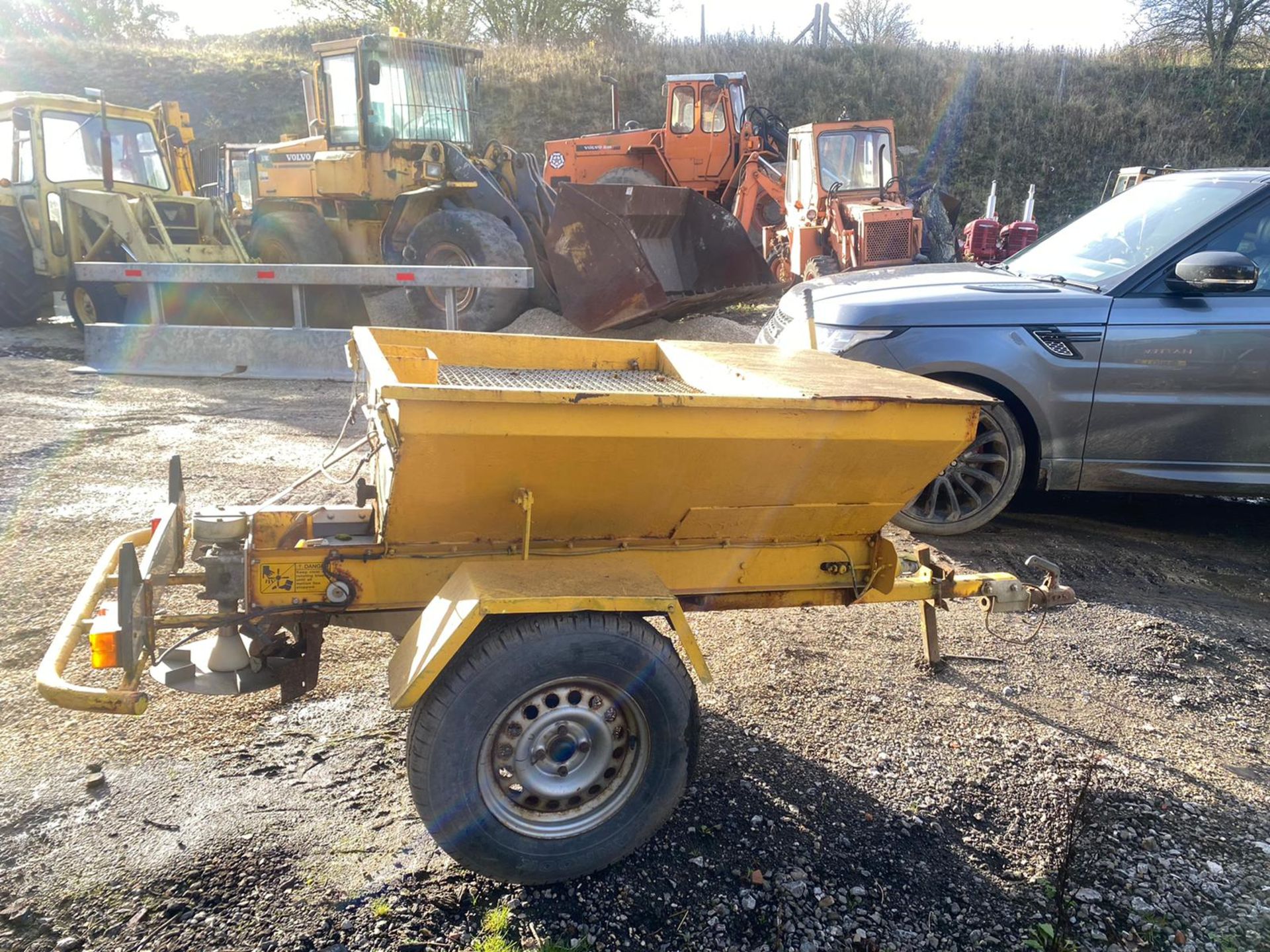 TOW BEHIND GRITTER IN WORKING ORDER *PLUS VAT*