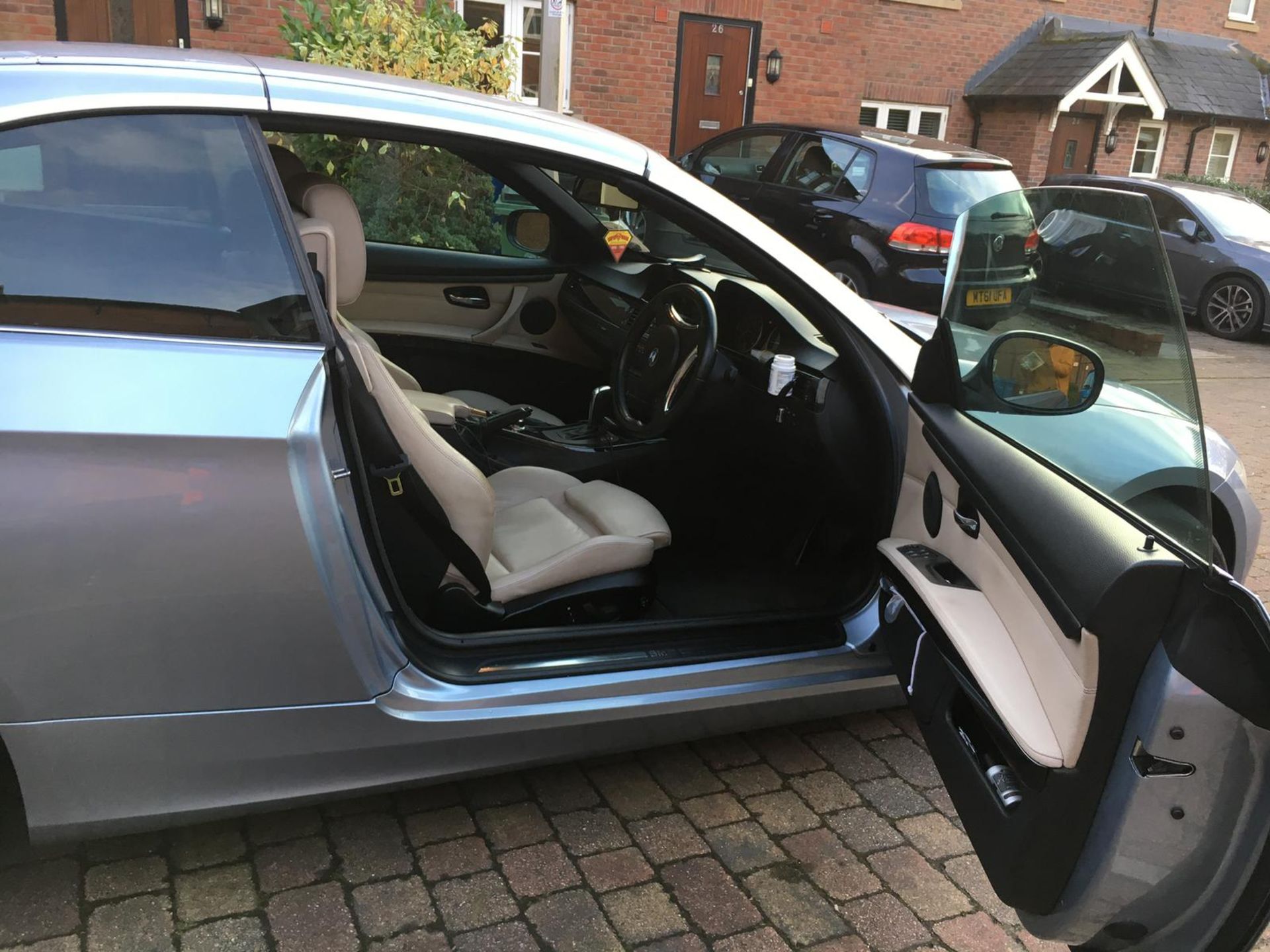 2010/60 REG BMW 320D SE AUTO 181 2.0 DIESEL BLUE CONVERTIBLE, SHOWING 3 FORMER KEEPERS *NO VAT* - Image 14 of 16