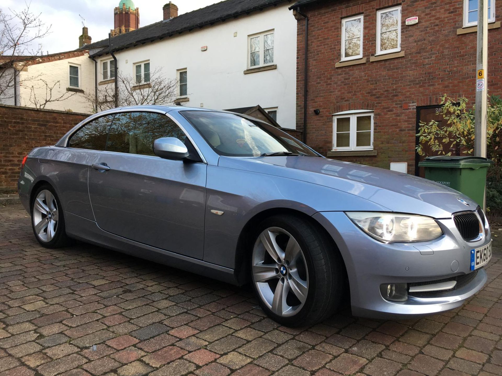 2010/60 REG BMW 320D SE AUTO 181 2.0 DIESEL BLUE CONVERTIBLE, SHOWING 3 FORMER KEEPERS *NO VAT*