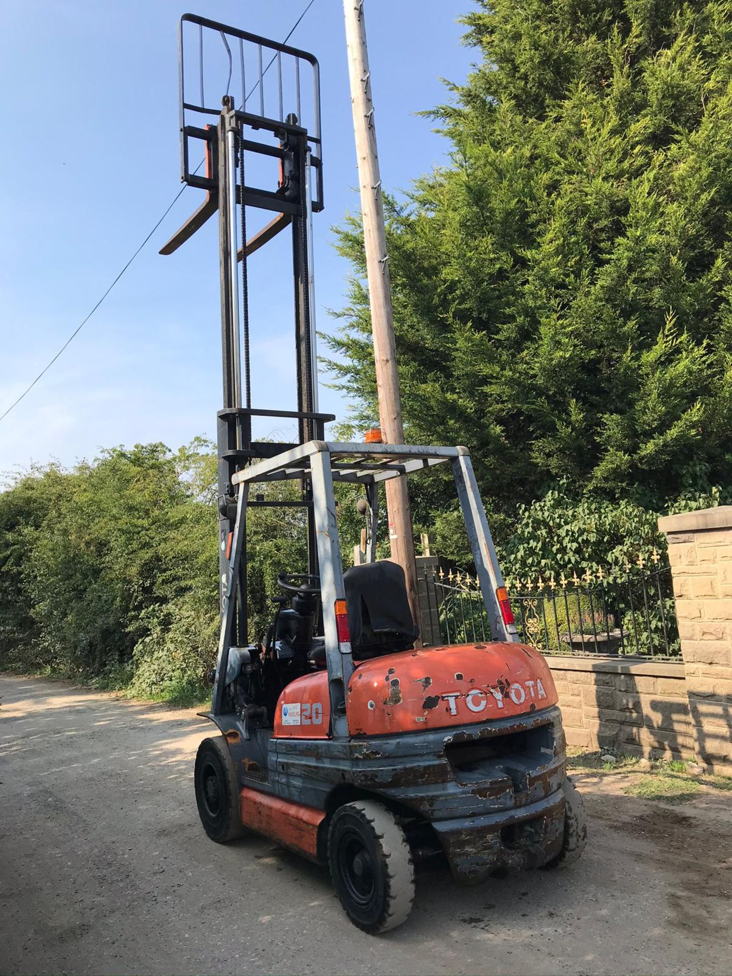 TOYOTA 20 FORKLIFT, RUNS, DRIVES AND LIFTS, CLEAN MACHINE *PLUS VAT* - Image 4 of 5