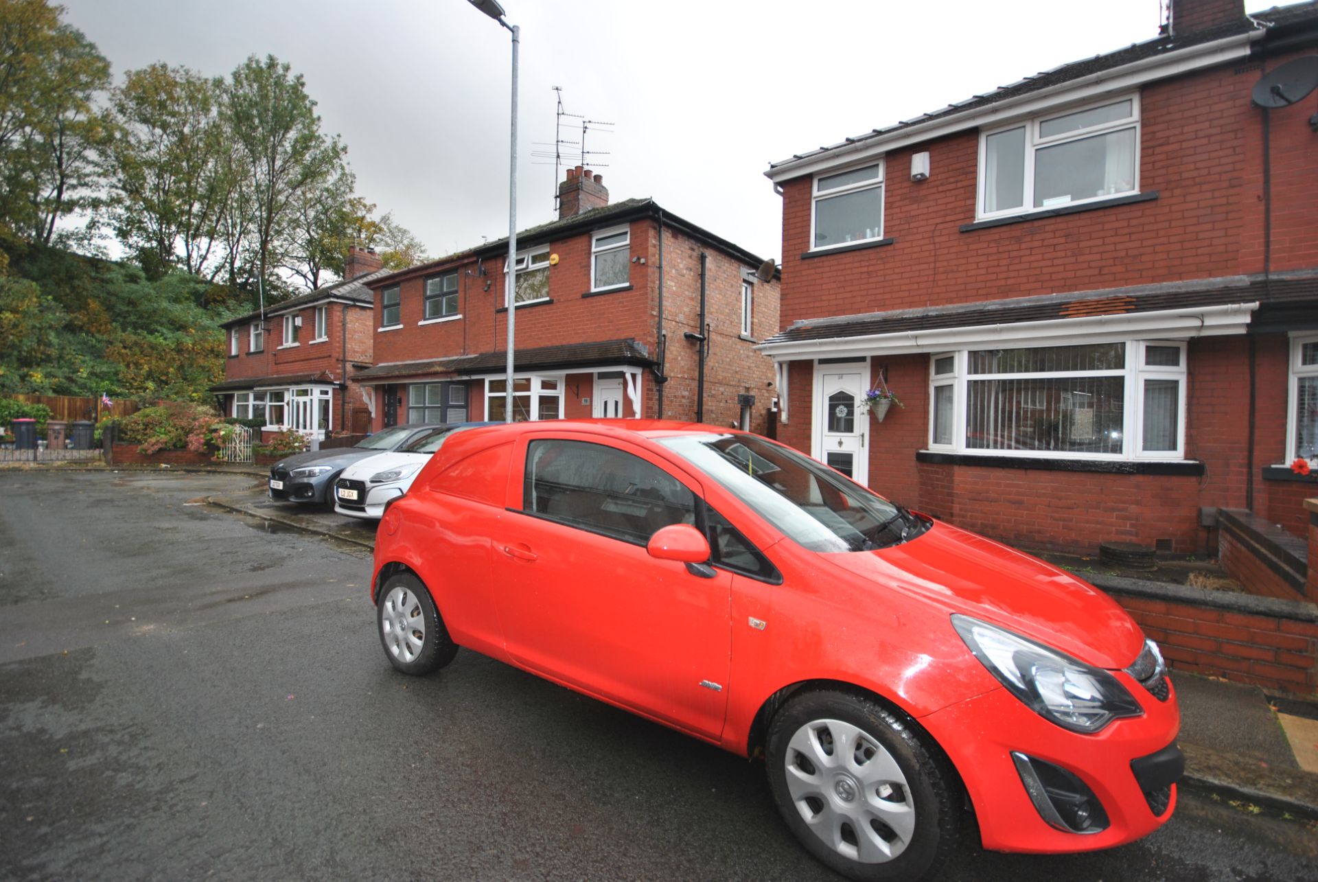 2014/14 REG VAUXHALL CORSA SPORTIVE CDTI 1.25 DIESEL RED VAN, SHOWING 2 FORMER KEEPERS *NO VAT*