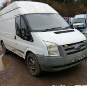 2007/07 REG FORD TRANSIT 100 T350M RWD 2.4 DIESEL WHITE WELFARE VAN, SHOWING 1 FORMER KEEPER