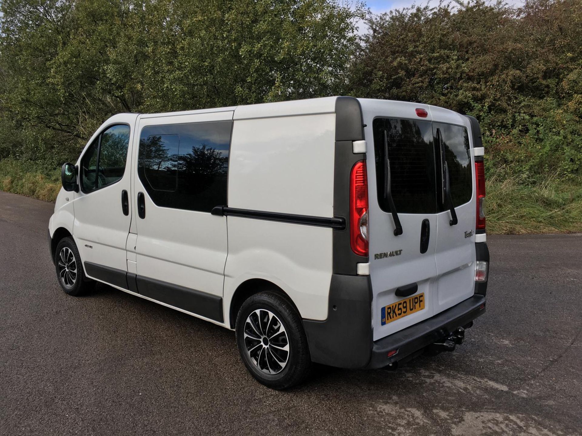 2009/59 REG RENAULT TRAFIC SL27+ DCI 115 2.0 DIESEL WHITE PANEL VAN, SHOWING 5 FORMER KEEPERS - Image 3 of 12