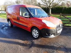 2014/14 REG FIAT DOBLO 16V MULTIJET 1.25 DIESEL RED PANEL VAN, SHOWING 0 FORMER KEEPERS *PLUS VAT*