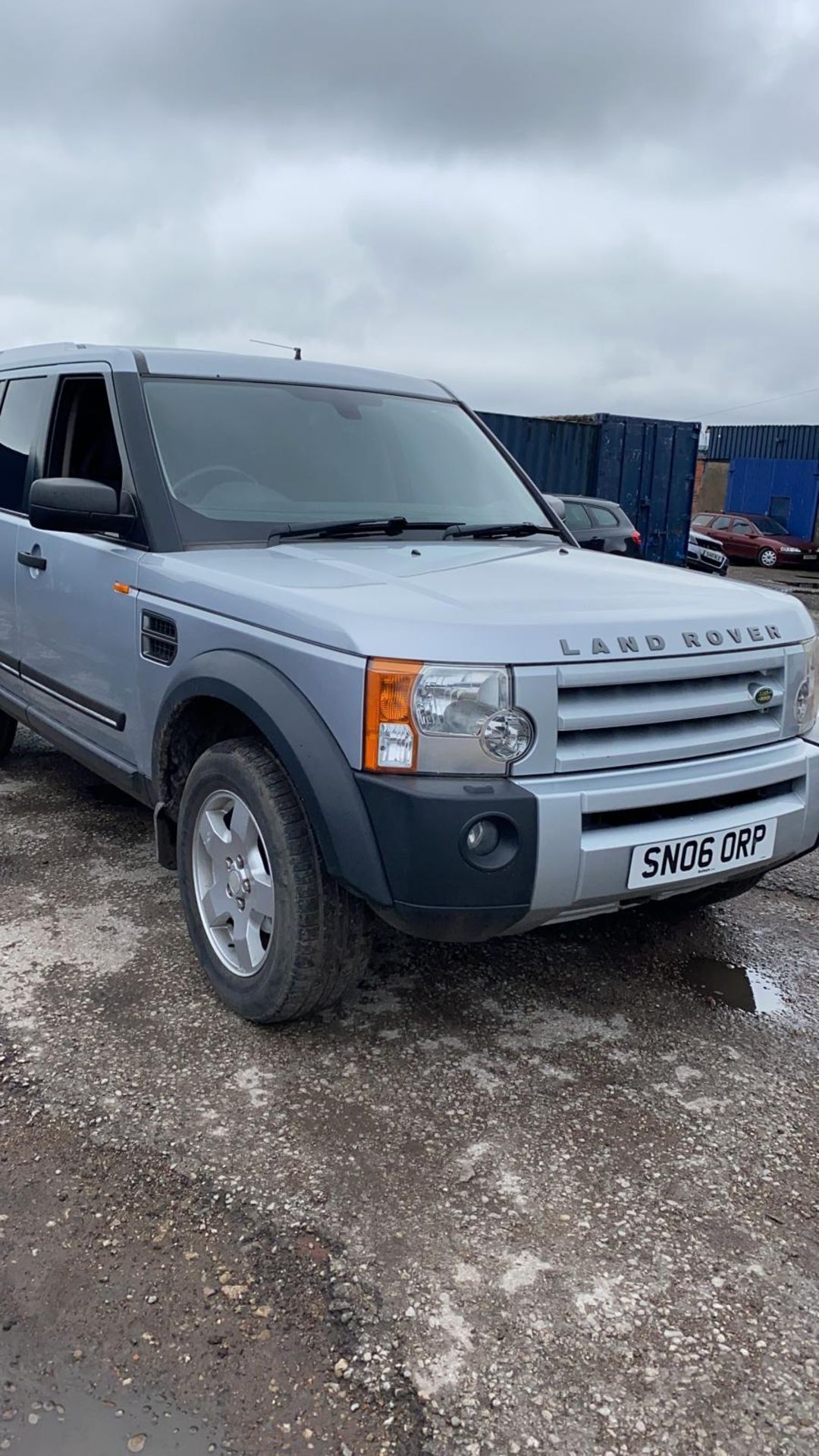 2006/06 REG LAND ROVER DISCOVERY 3 TDV6 S 2.7 DIESEL MANUAL SILVER *NO VAT* - Image 2 of 13