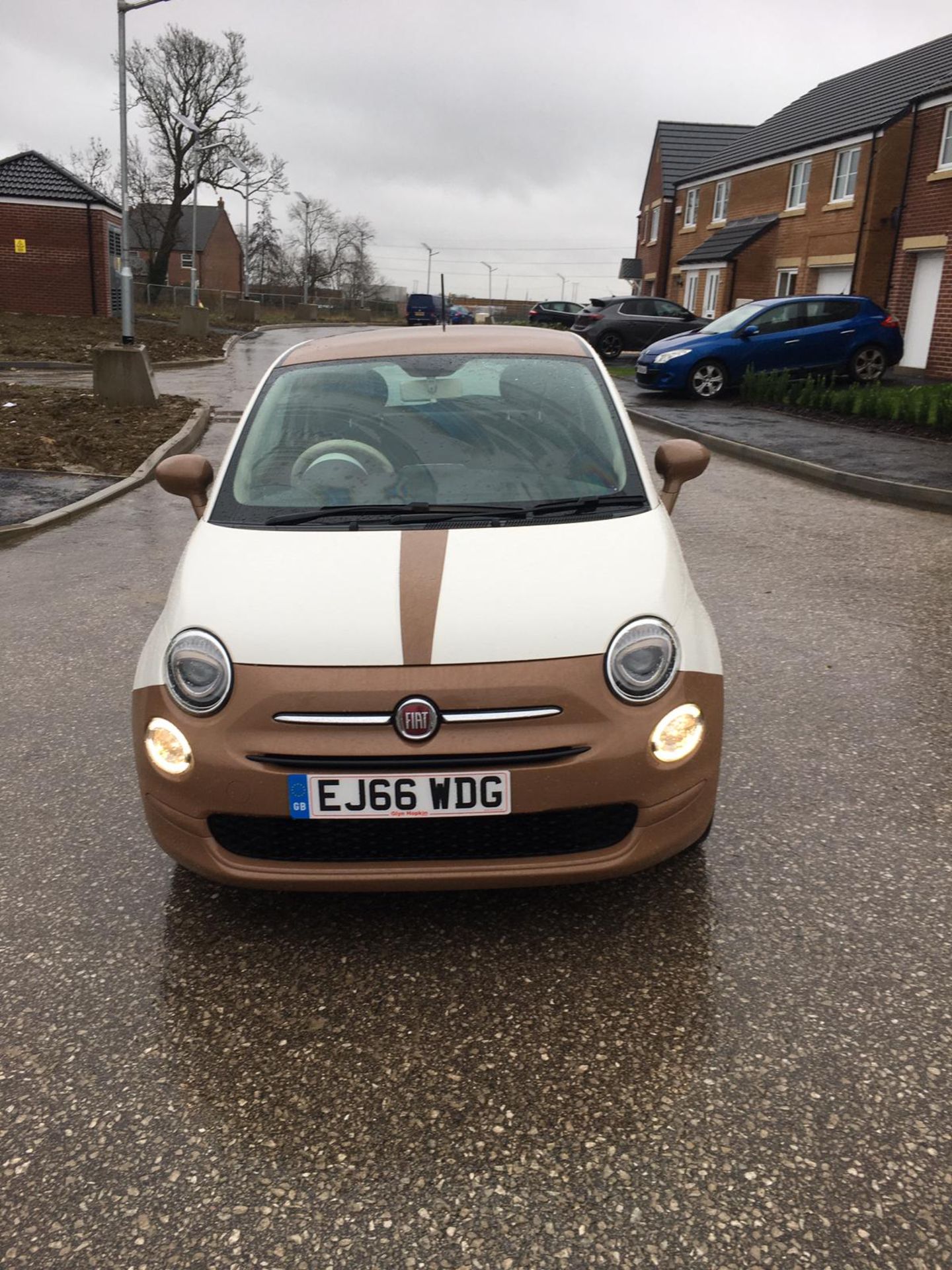 2016/66 REG FIAT 500 POP 1.25 PETROL WHITE/BROWN 3 DOOR HATCHBACK, SHOWING 1 FORMER KEEPER *NO VAT* - Image 2 of 11