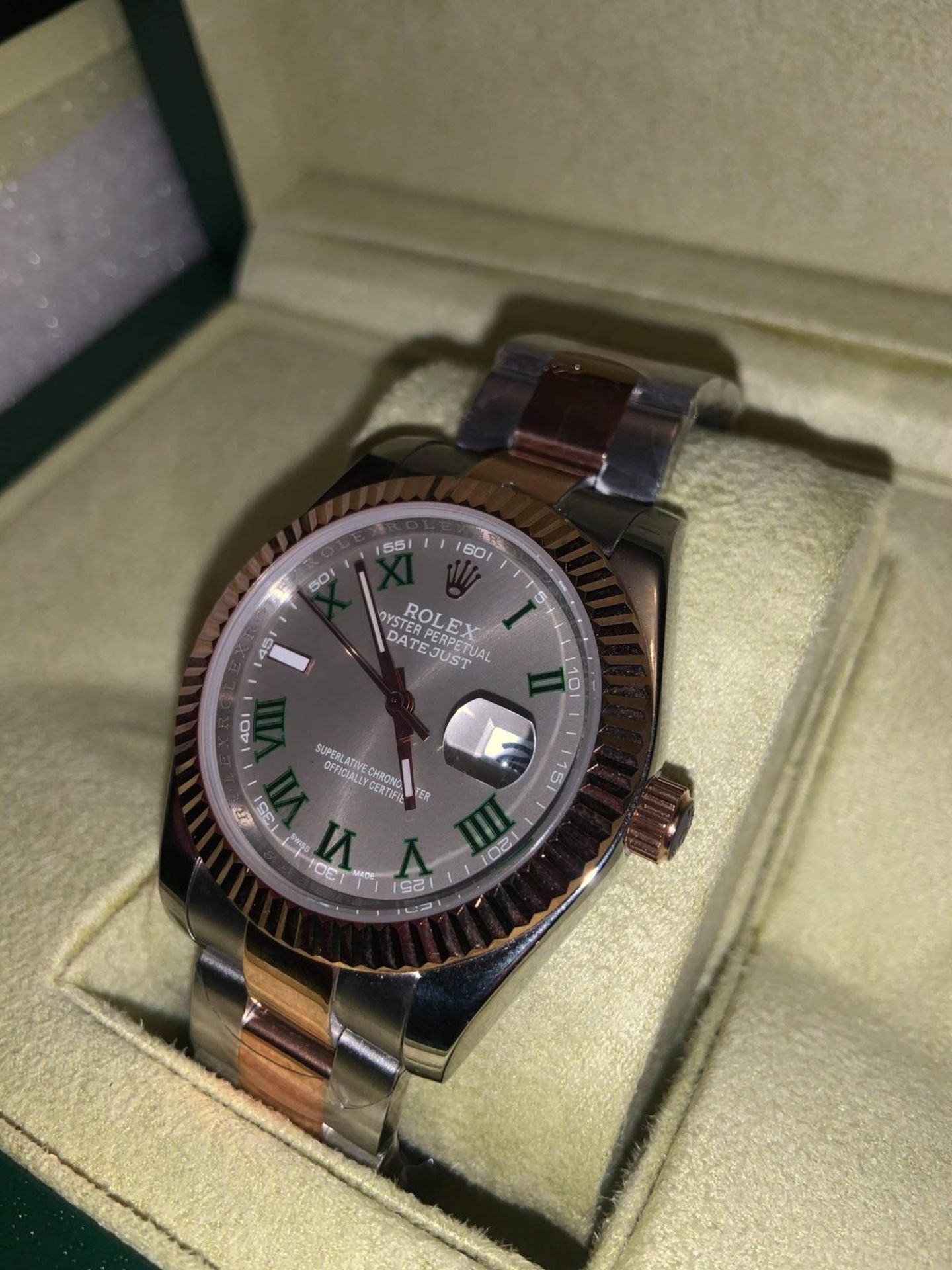 REPLICA ROLEX OYSTER PERPETUAL DATEJUST, BRAND NEW BOXED AND UNWORN *NO VAT* - Image 5 of 8