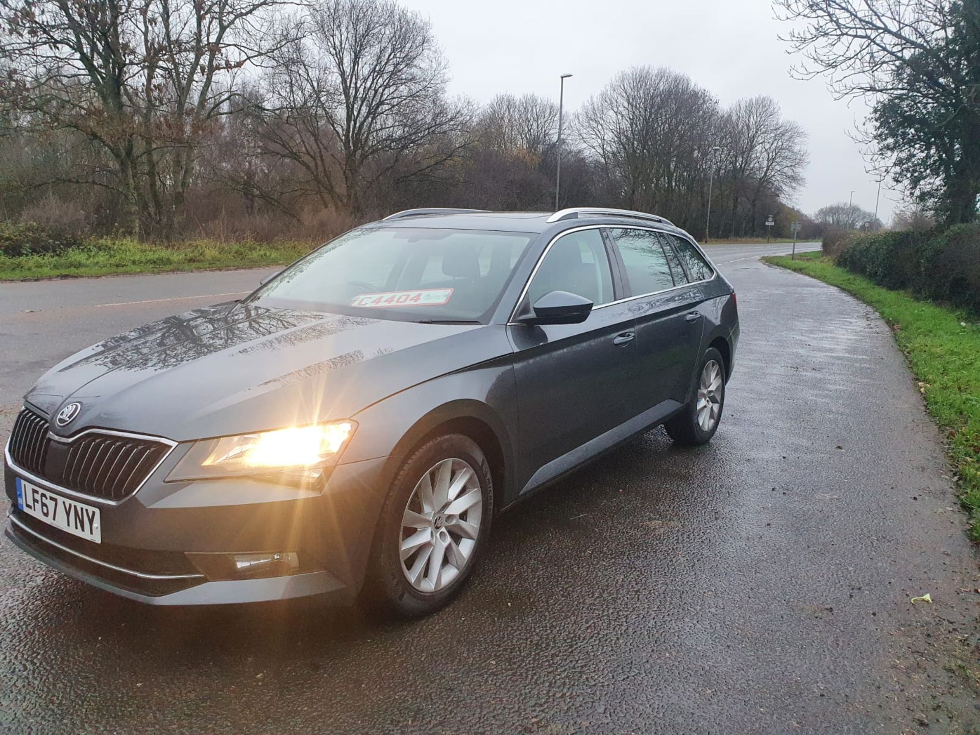 2017/67 REG SKODA SUPERB SE TDI 4X4 2.0 DIESEL GREY ESTATE, SHOWING 1 FORMER KEEPER *NO VAT* - Image 3 of 22