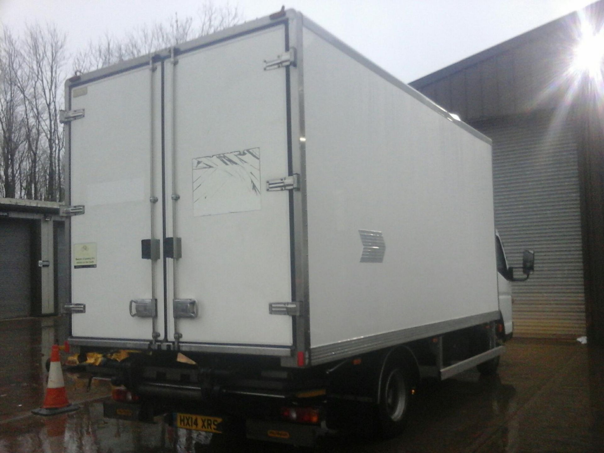 2014/14 REG MITSUBISHI FUSO CANTER 7C15 28 3.0 DIESEL WHITE 4X2 DAY FRIDGE BOX AUTO *PLUS VAT* - Image 4 of 8