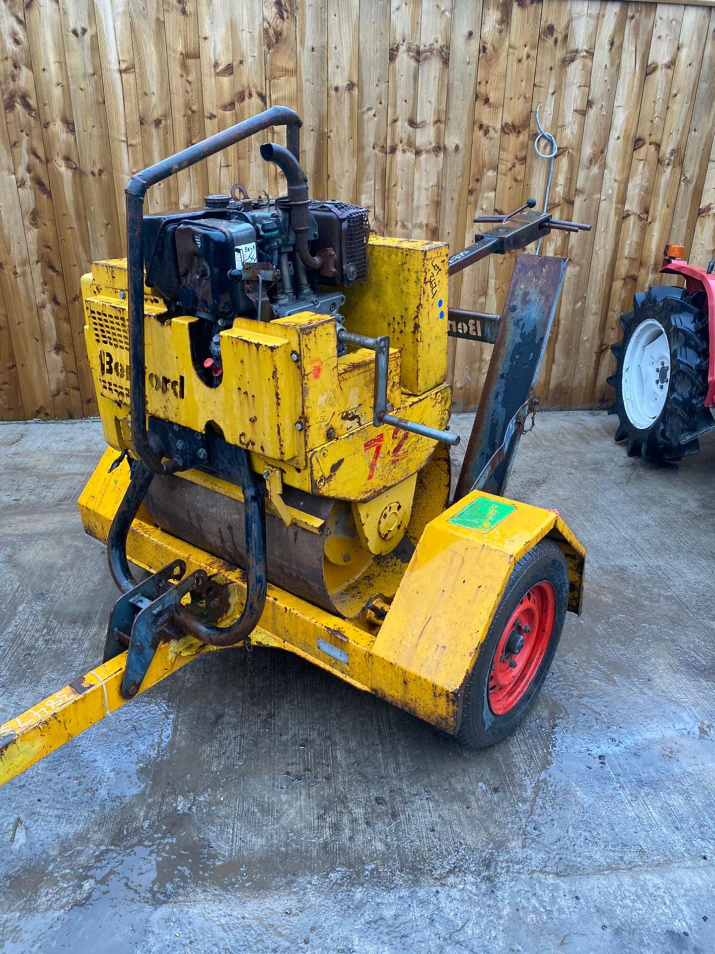 BENFORD MBR71 DIESEL ROLLER AND TRAILER, COMPLETE WITH STARTING HANDLE *PLUS VAT* - Image 2 of 3