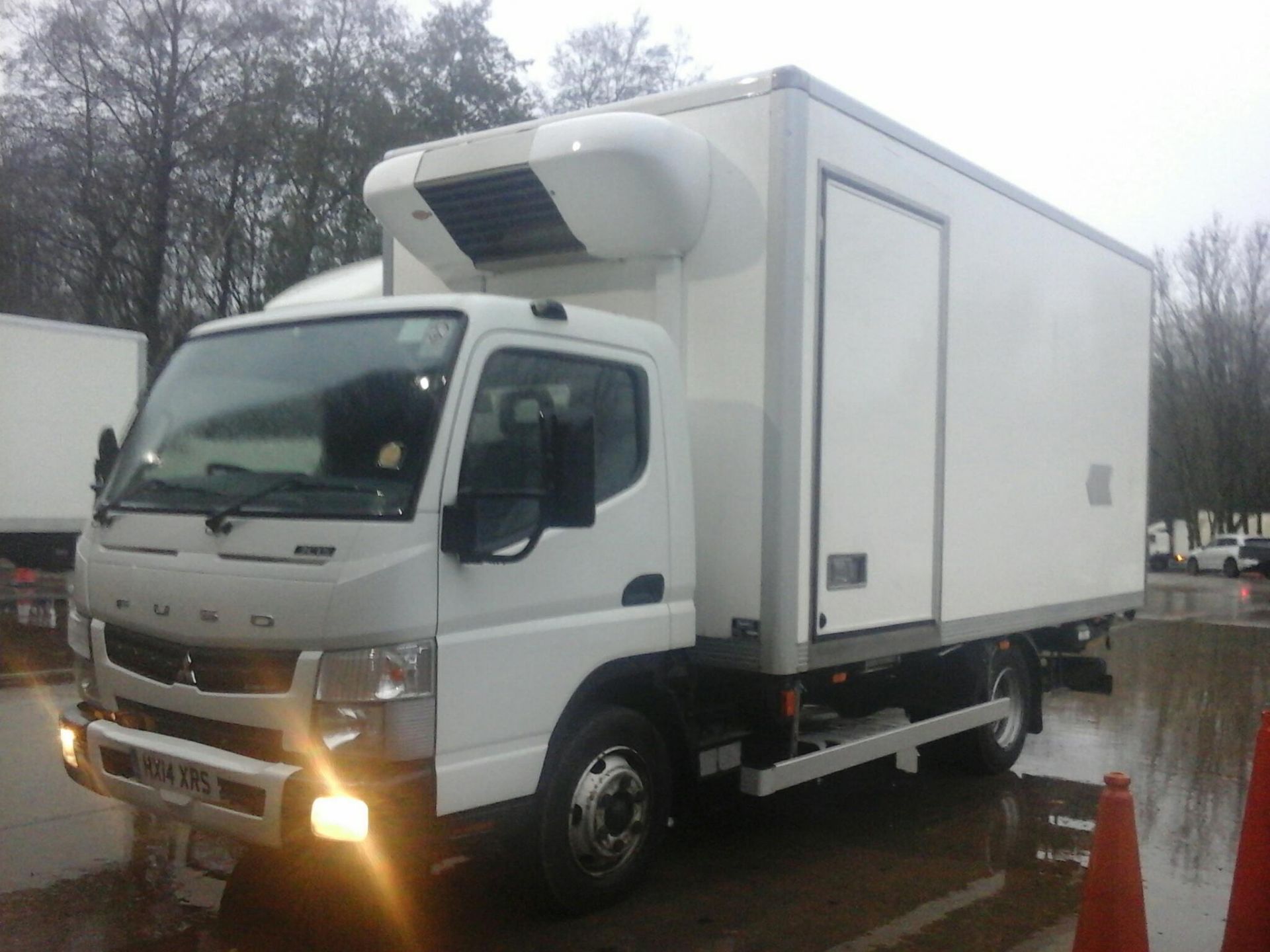 2014/14 REG MITSUBISHI FUSO CANTER 7C15 28 3.0 DIESEL WHITE 4X2 DAY FRIDGE BOX AUTO *PLUS VAT* - Image 2 of 8